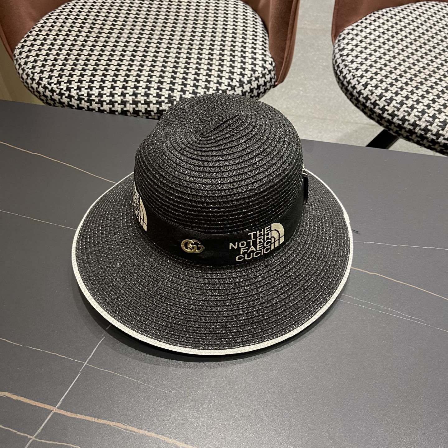 gucci古奇海边沙滩帽子女夏季出游防晒草帽户外大沿遮阳帽百搭盆帽