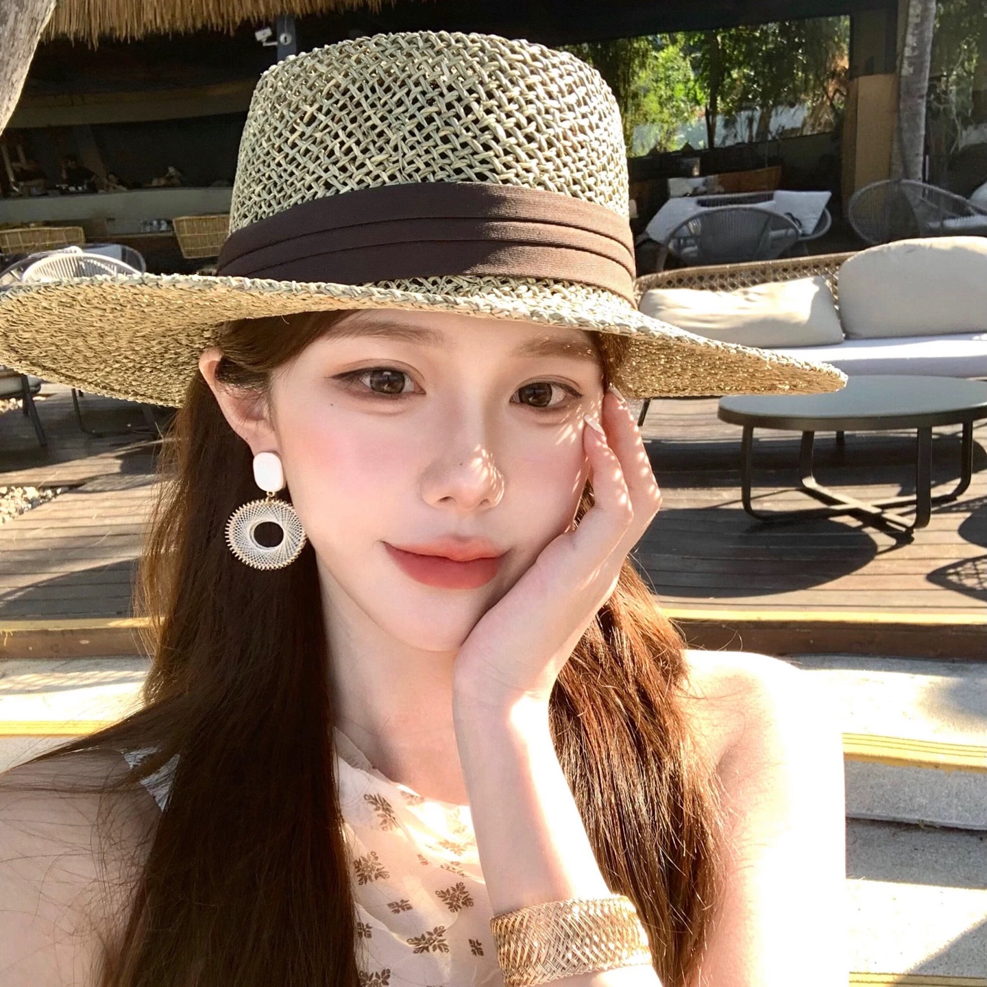 普拉达PRADA 法式复古草帽海边度假风遮阳帽老钱风帽子女款防晒大帽檐夏大头围