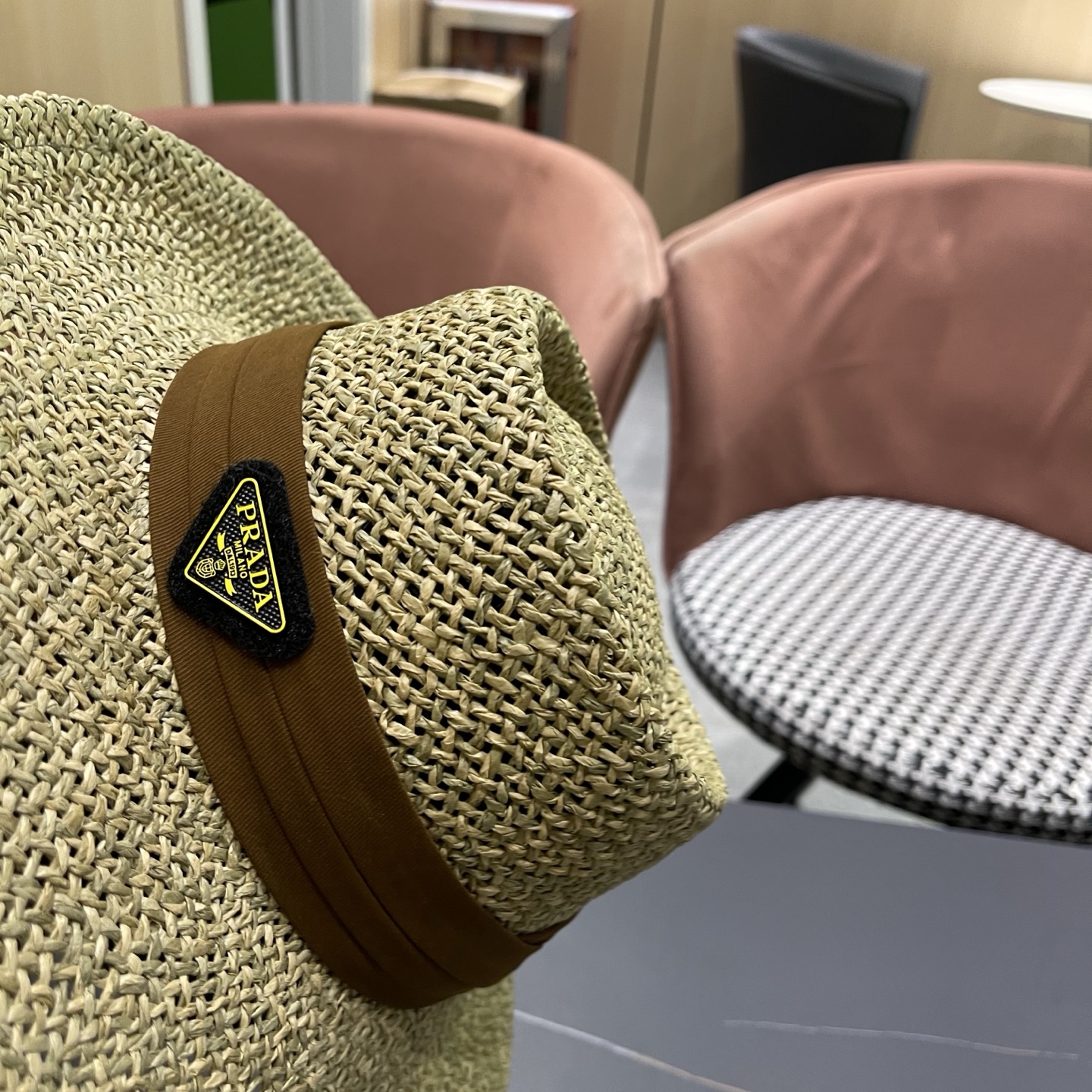 普拉达PRADA 法式复古草帽海边度假风遮阳帽老钱风帽子女款防晒大帽檐夏大头围