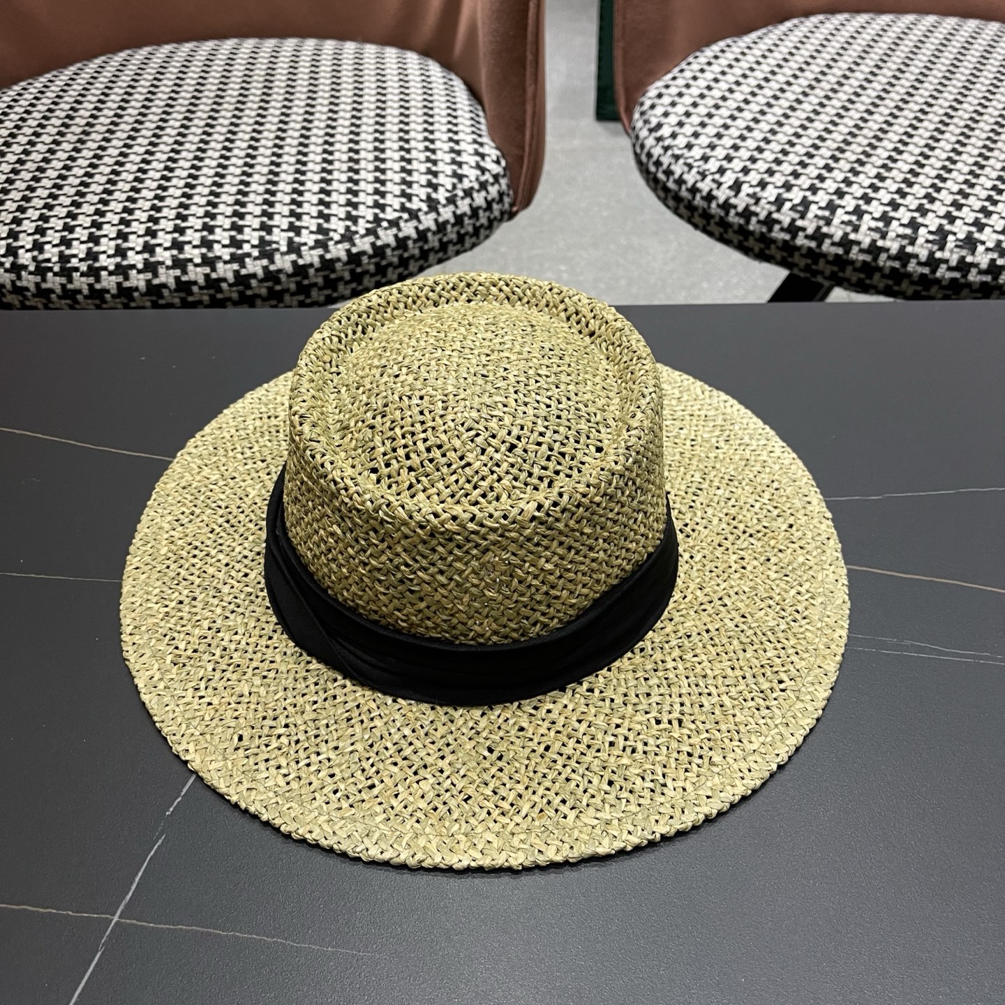 普拉达PRADA 法式复古草帽海边度假风遮阳帽老钱风帽子女款防晒大帽檐夏大头围