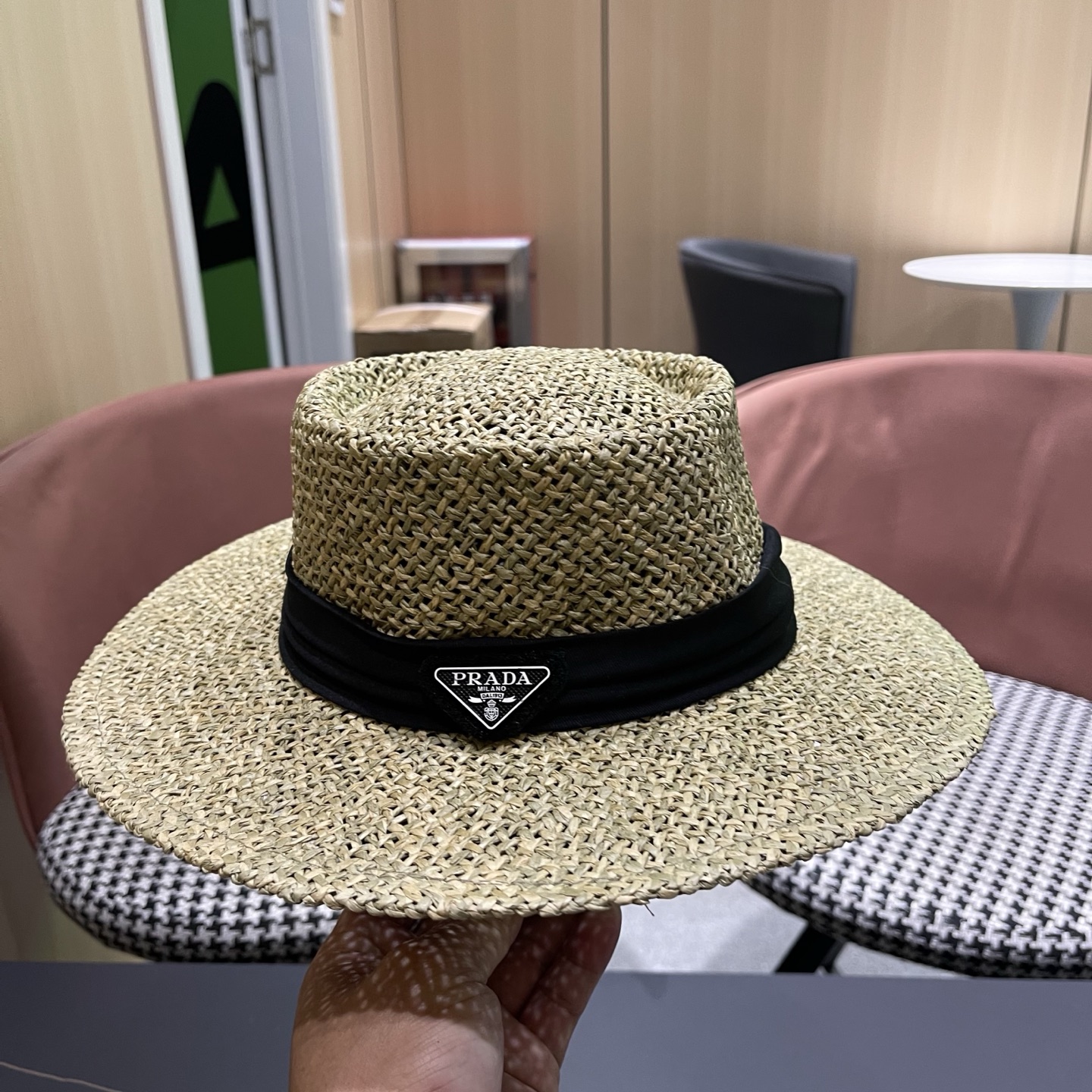 普拉达PRADA 法式复古草帽海边度假风遮阳帽老钱风帽子女款防晒大帽檐夏大头围