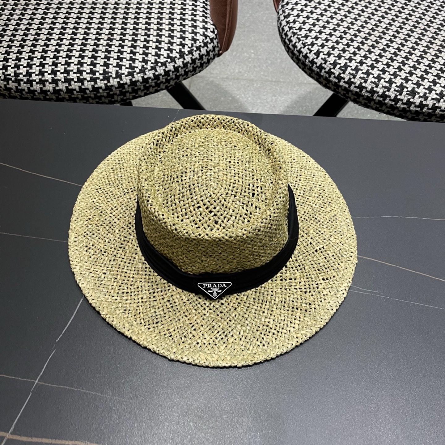普拉达PRADA 法式复古草帽海边度假风遮阳帽老钱风帽子女款防晒大帽檐夏大头围