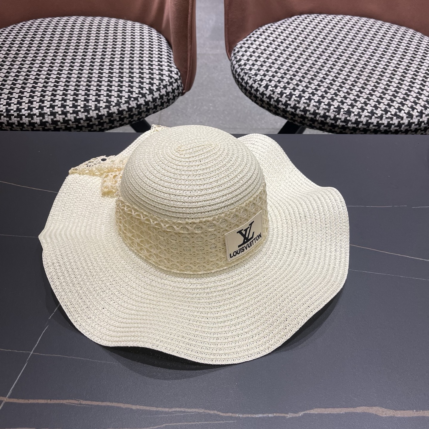 LV路易威登 夏天蝴蝶结遮阳帽女 海边沙滩度假防晒帽户外大檐太阳帽甜美草帽