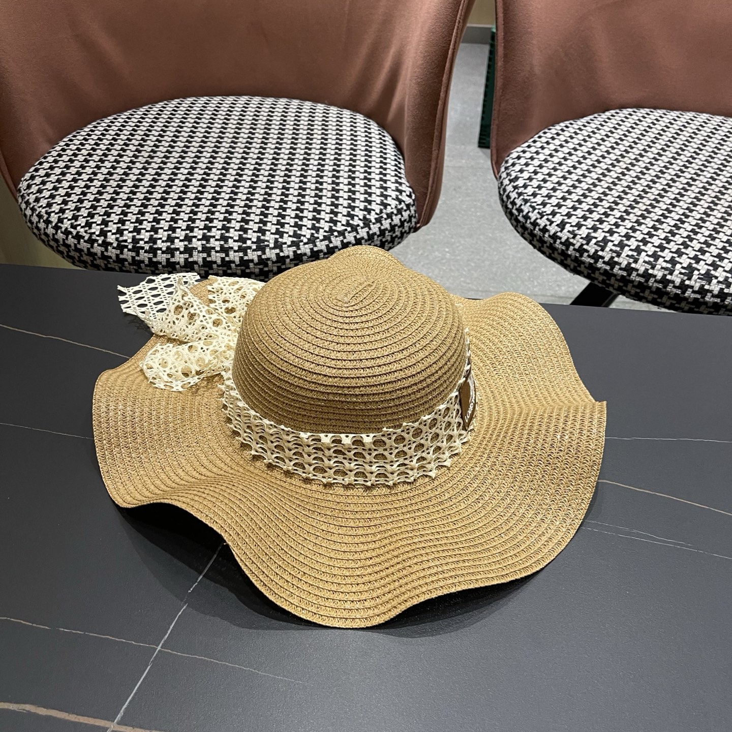 LV路易威登 夏天蝴蝶结遮阳帽女 海边沙滩度假防晒帽户外大檐太阳帽甜美草帽