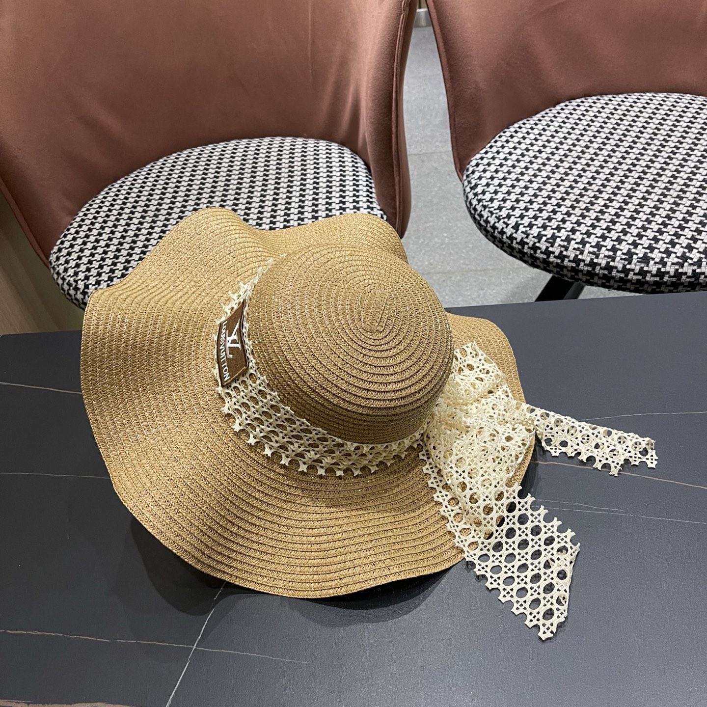 LV路易威登 夏天蝴蝶结遮阳帽女 海边沙滩度假防晒帽户外大檐太阳帽甜美草帽