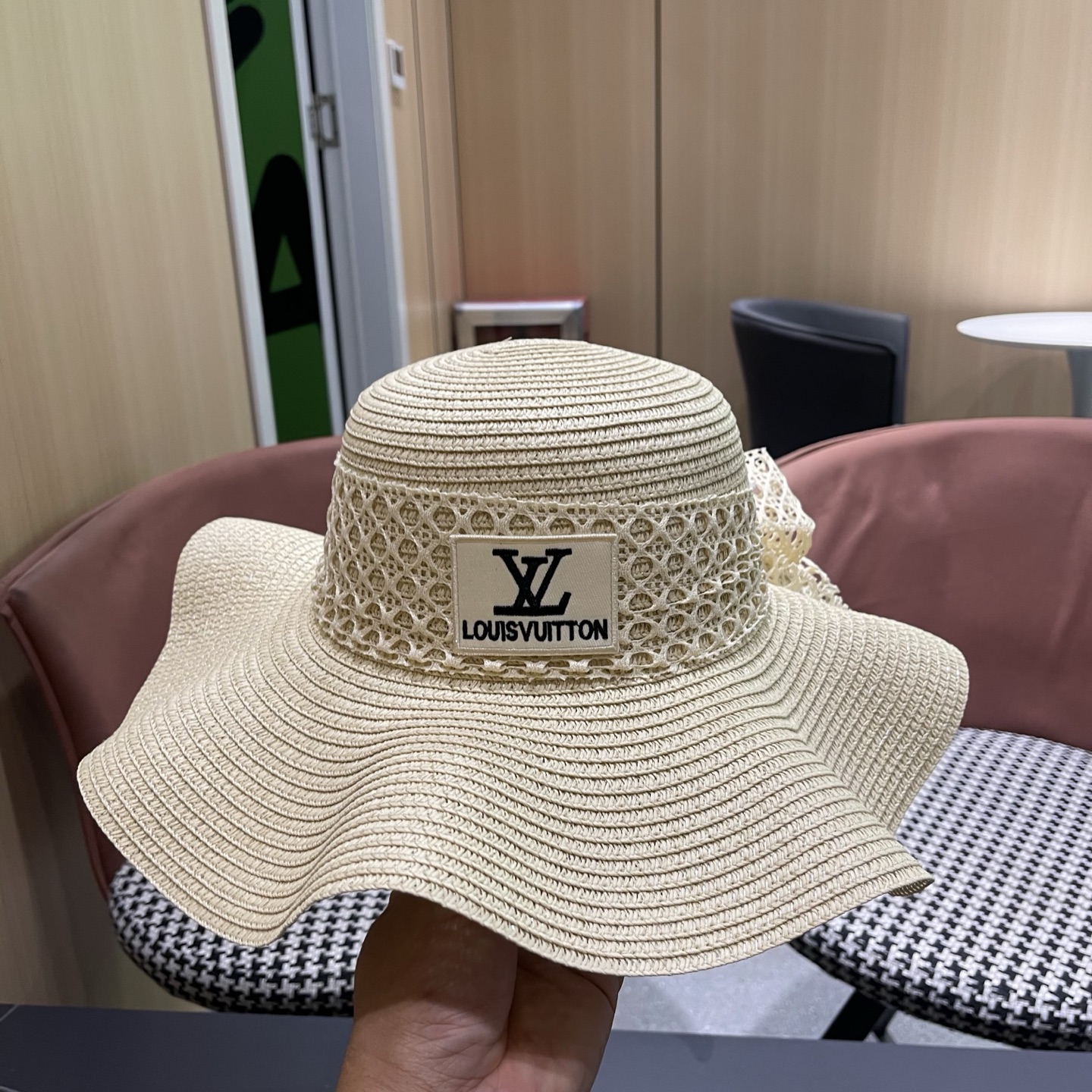 LV路易威登 夏天蝴蝶结遮阳帽女 海边沙滩度假防晒帽户外大檐太阳帽甜美草帽