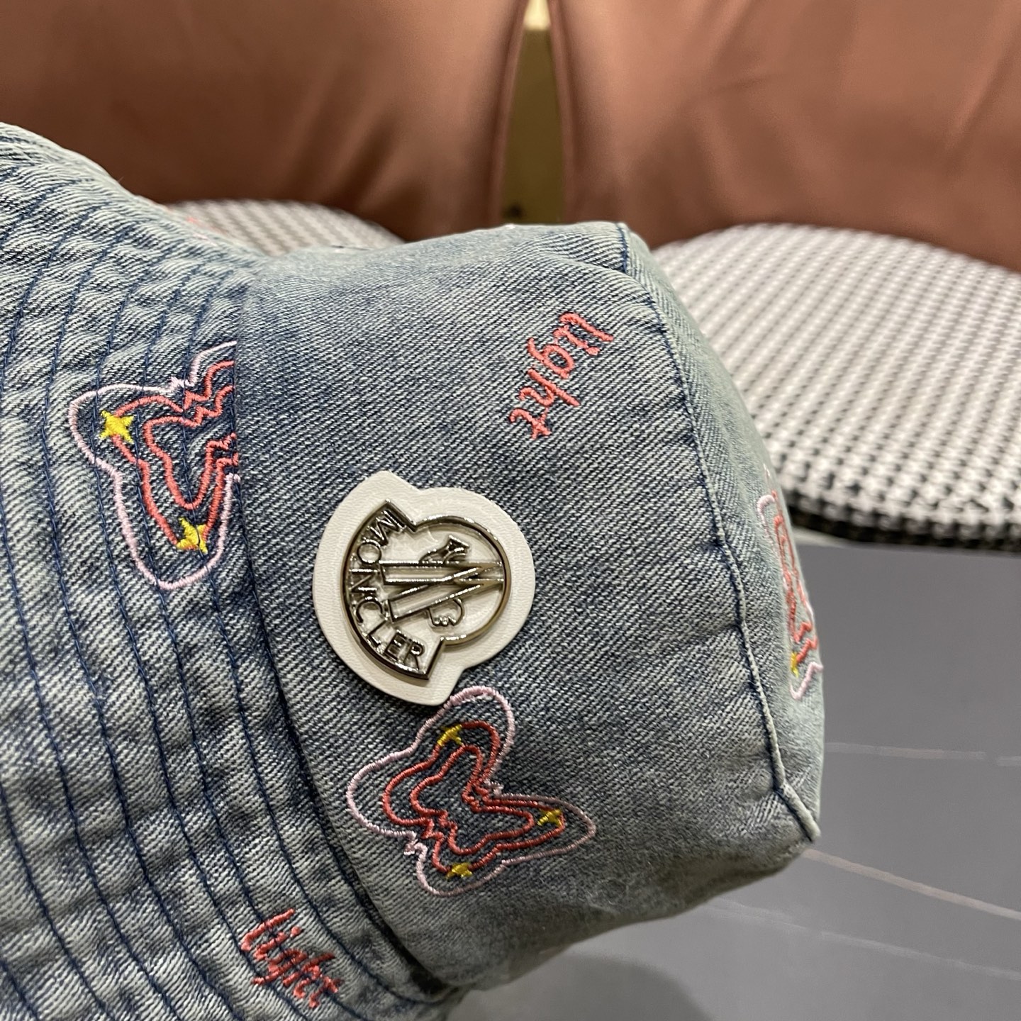 Moncler蒙口新款牛仔渔夫帽，经典流行款，质量超赞，