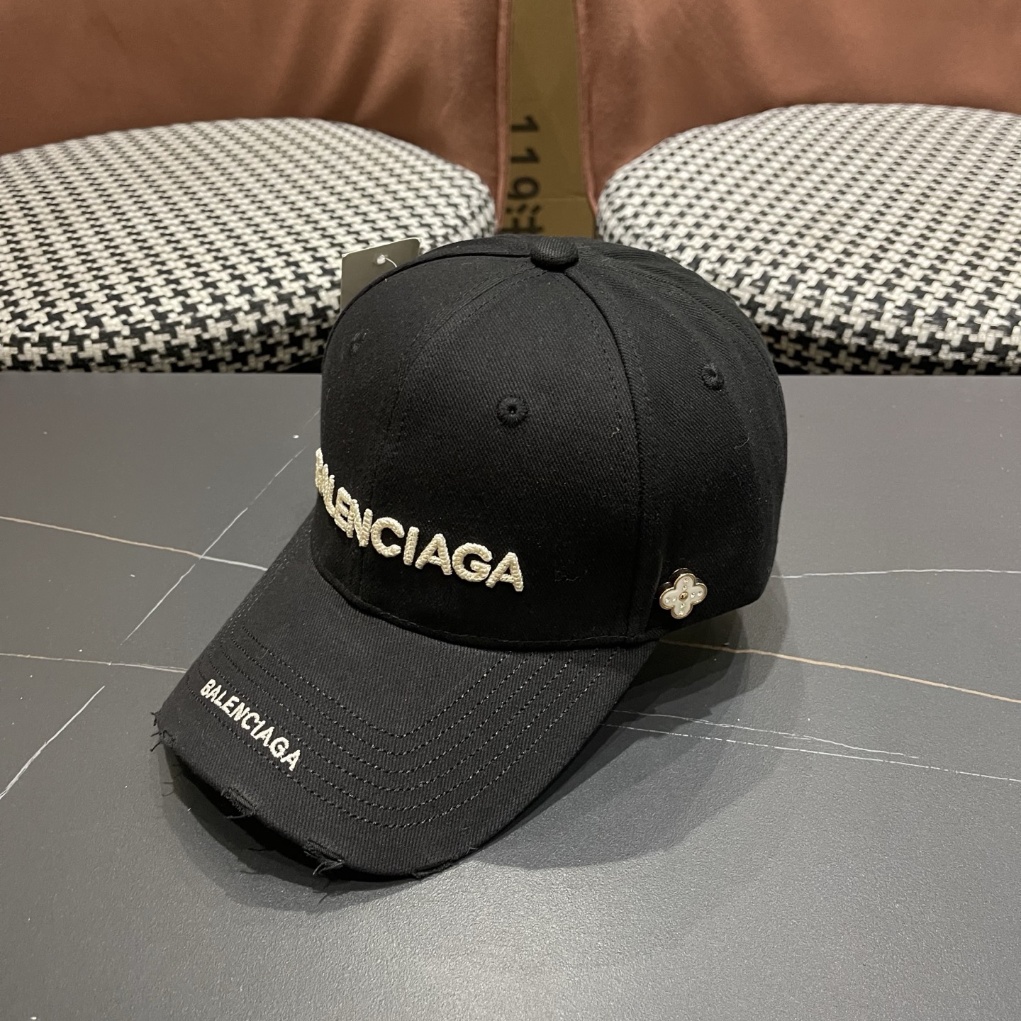 Balenciaga（巴黎世家）新款原单棒球帽， 专柜1:1开模订制，轻盈透气，简洁大方！基础头围56，