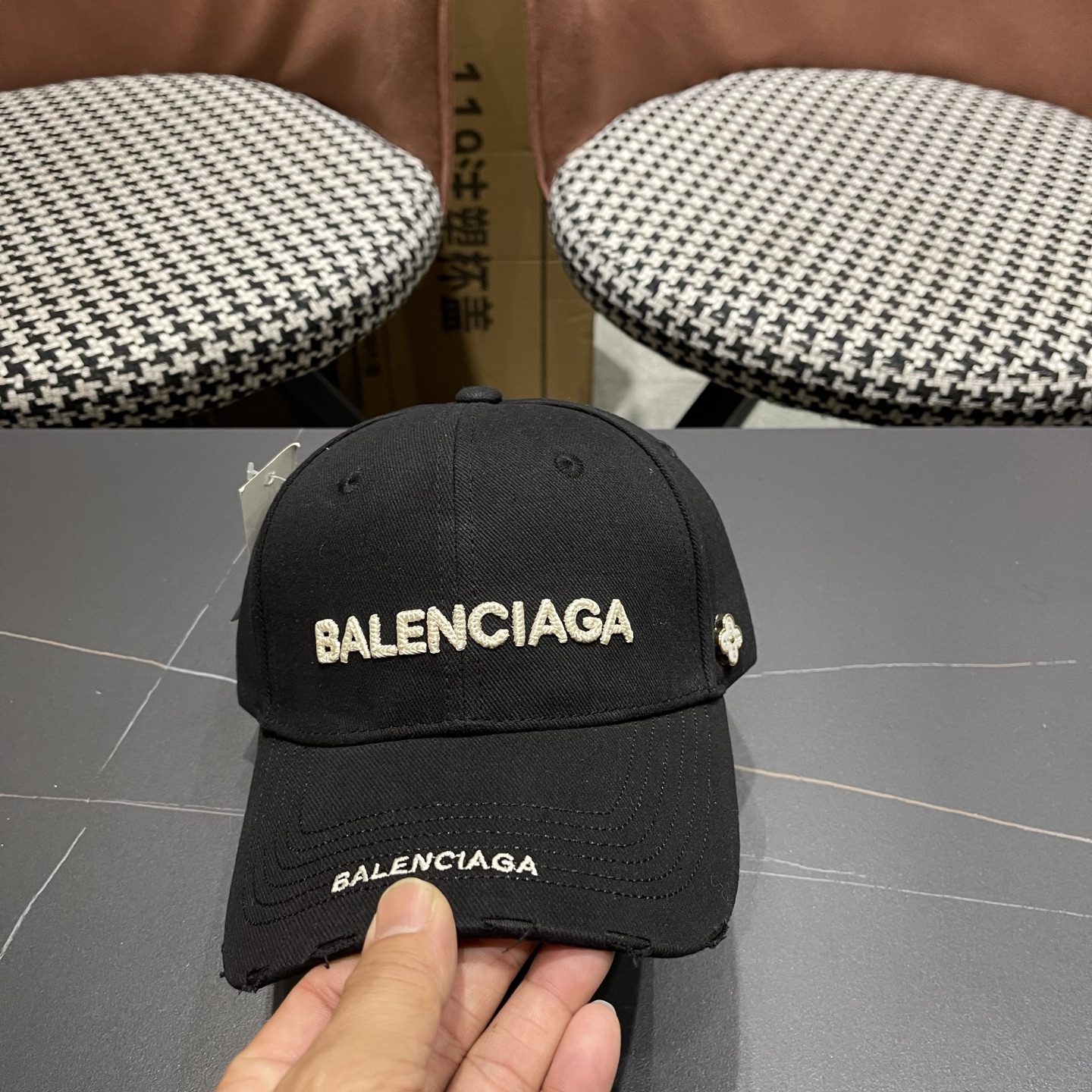 Balenciaga（巴黎世家）新款原单棒球帽， 专柜1:1开模订制，轻盈透气，简洁大方！基础头围56，