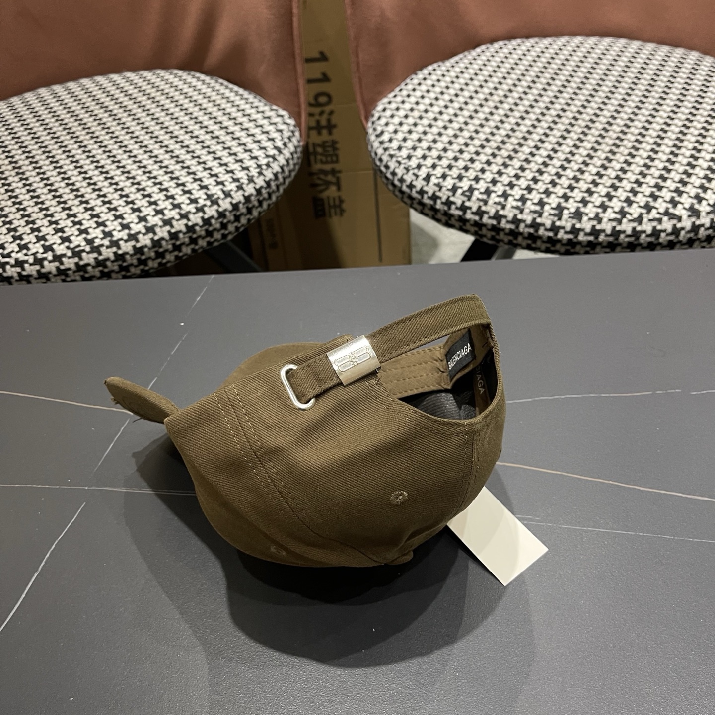 Balenciaga（巴黎世家）新款原单棒球帽， 专柜1:1开模订制，轻盈透气，简洁大方！基础头围56，