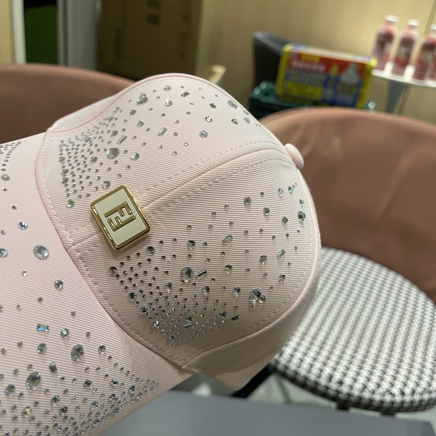 Fendi 芬迪 水钻帽子女韩版潮流百搭满钻棒球帽女春秋出游显脸小遮阳鸭舌帽夏