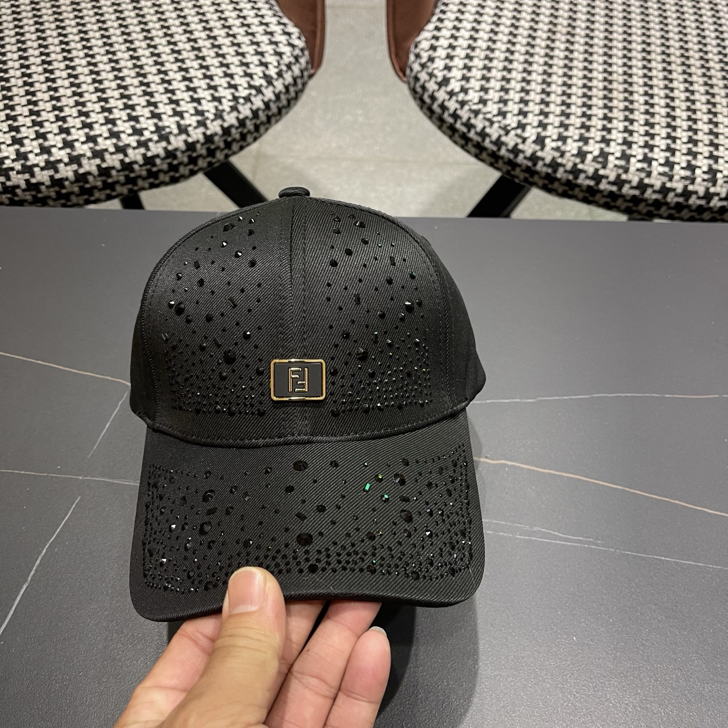 Fendi 芬迪 水钻帽子女韩版潮流百搭满钻棒球帽女春秋出游显脸小遮阳鸭舌帽夏