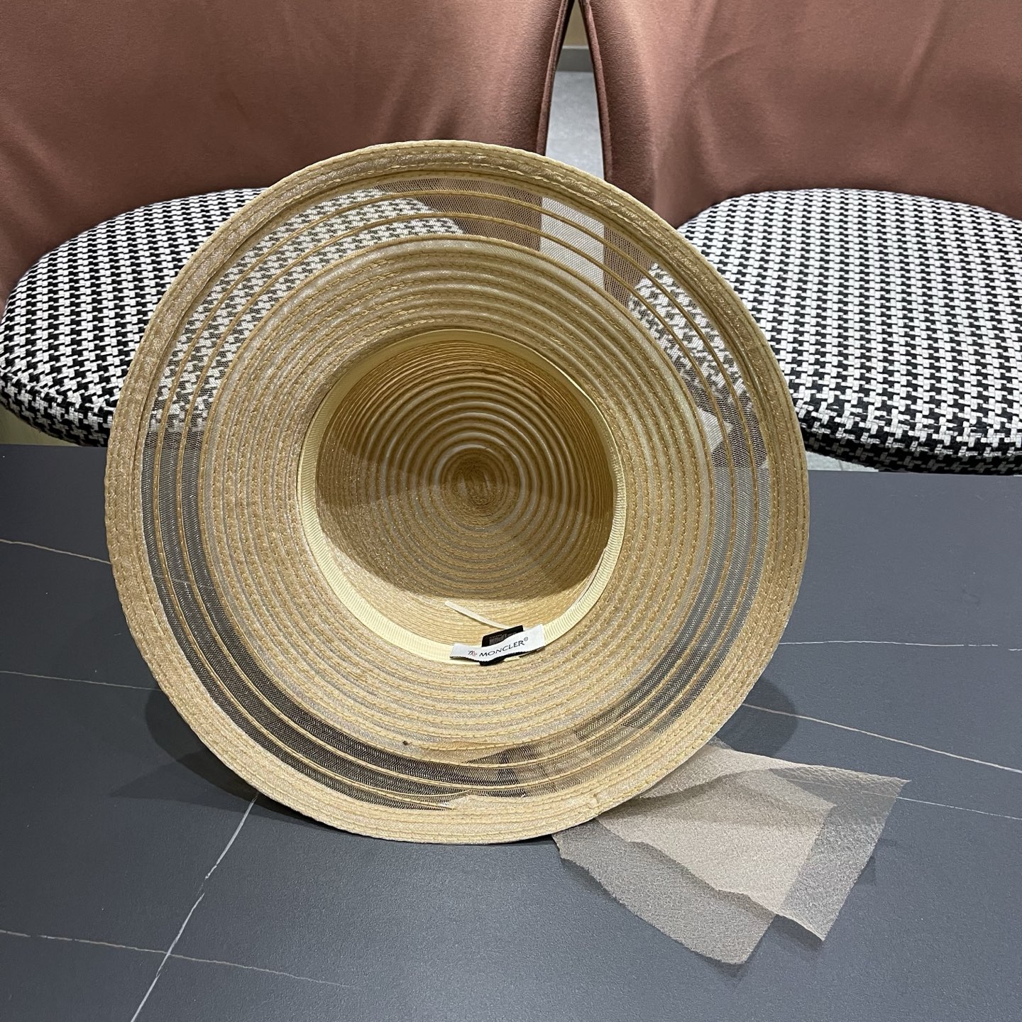 MONCLER（蒙口）赫本风草帽女夏季珍珠蝴蝶结网纱渔夫帽欧根纱太阳帽大檐防晒帽子