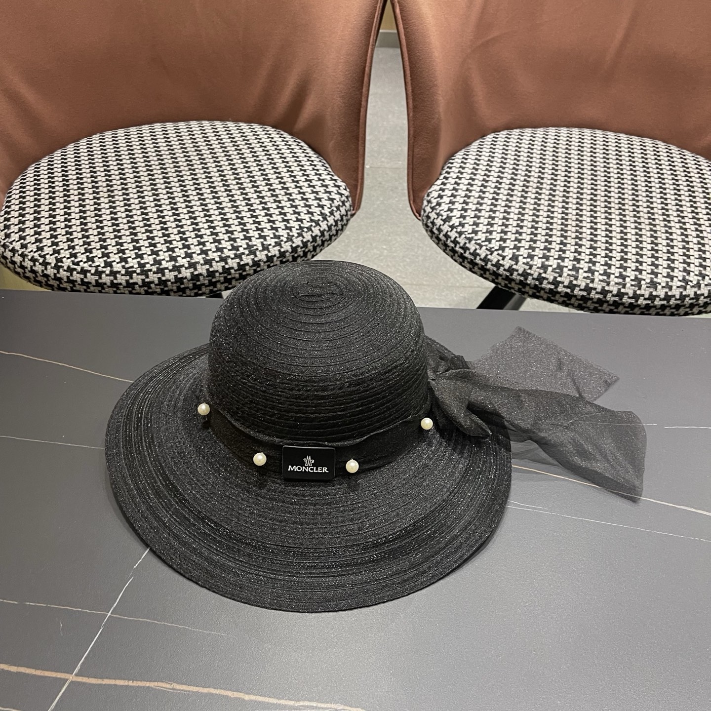 MONCLER（蒙口）赫本风草帽女夏季珍珠蝴蝶结网纱渔夫帽欧根纱太阳帽大檐防晒帽子
