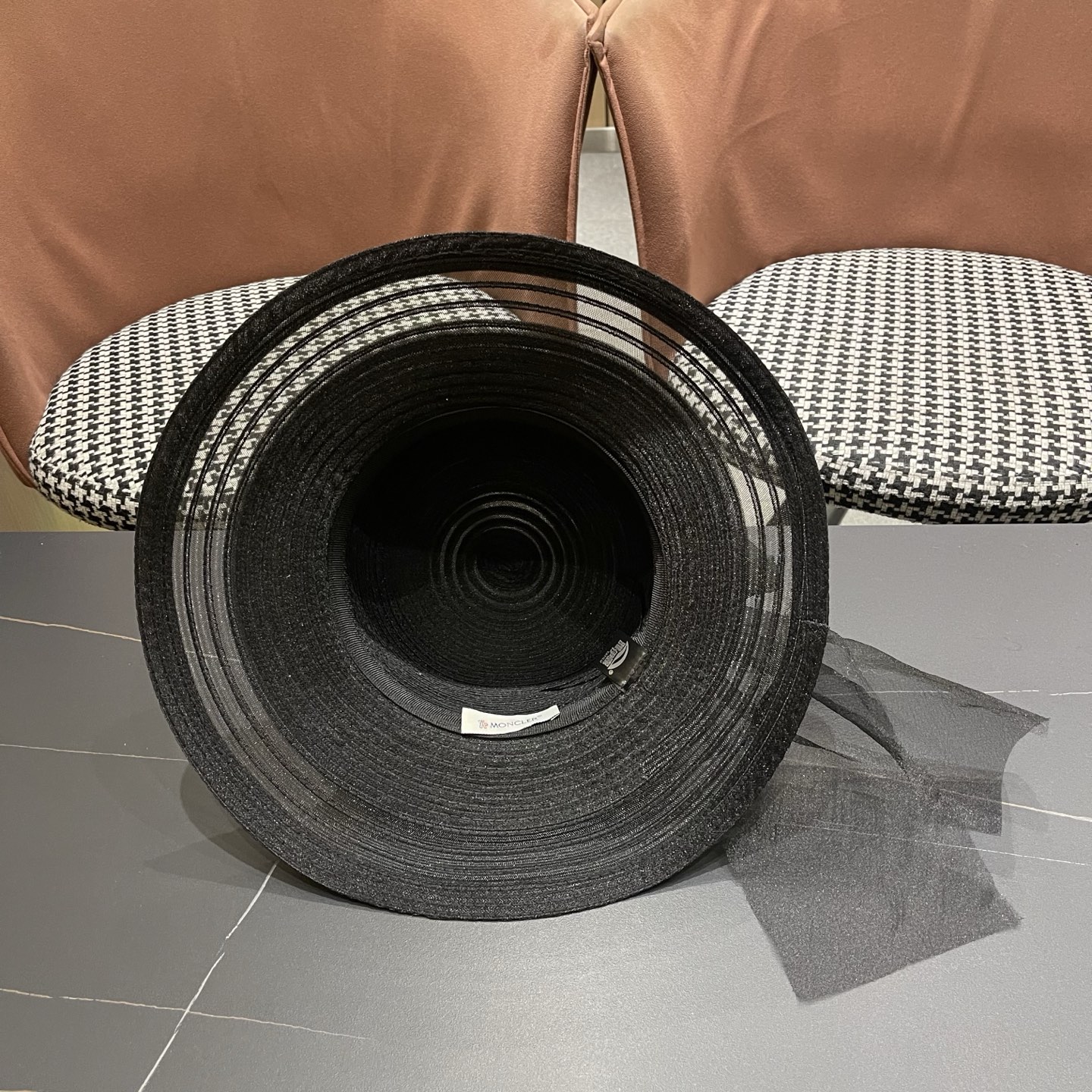 MONCLER（蒙口）赫本风草帽女夏季珍珠蝴蝶结网纱渔夫帽欧根纱太阳帽大檐防晒帽子