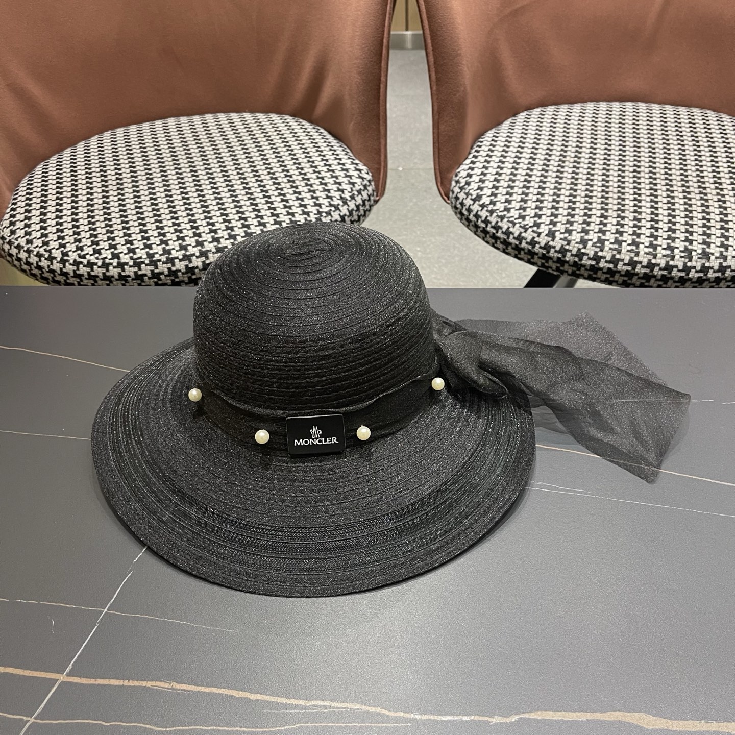 MONCLER（蒙口）赫本风草帽女夏季珍珠蝴蝶结网纱渔夫帽欧根纱太阳帽大檐防晒帽子