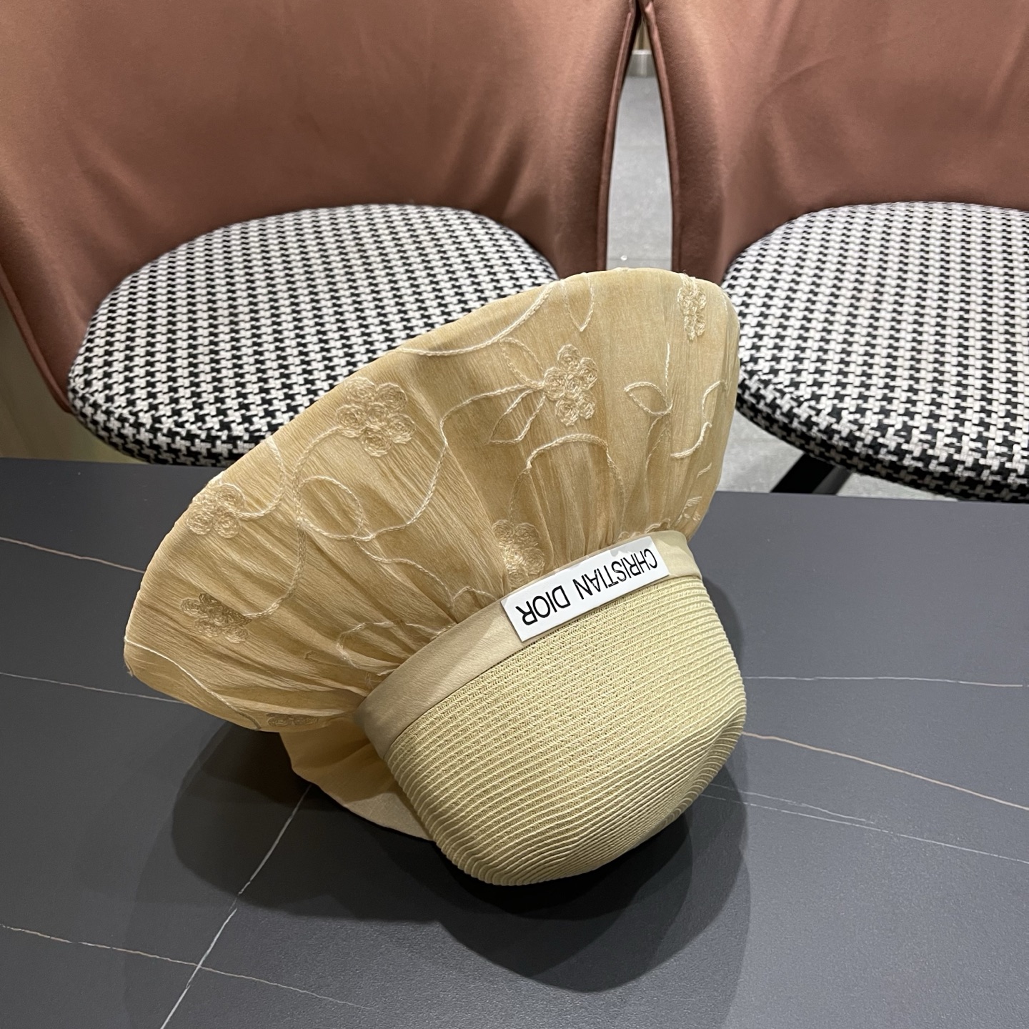 Dior迪奥 优雅草编蝴蝶结遮阳帽女夏季大檐刺绣防晒显脸小度假出游拼接帽子