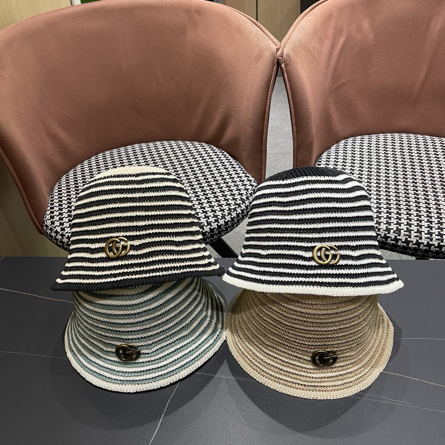 Gucci 古驰春夏新款条纹拼色针织水桶帽子女可折叠百搭素颜渔夫帽显脸小盆帽