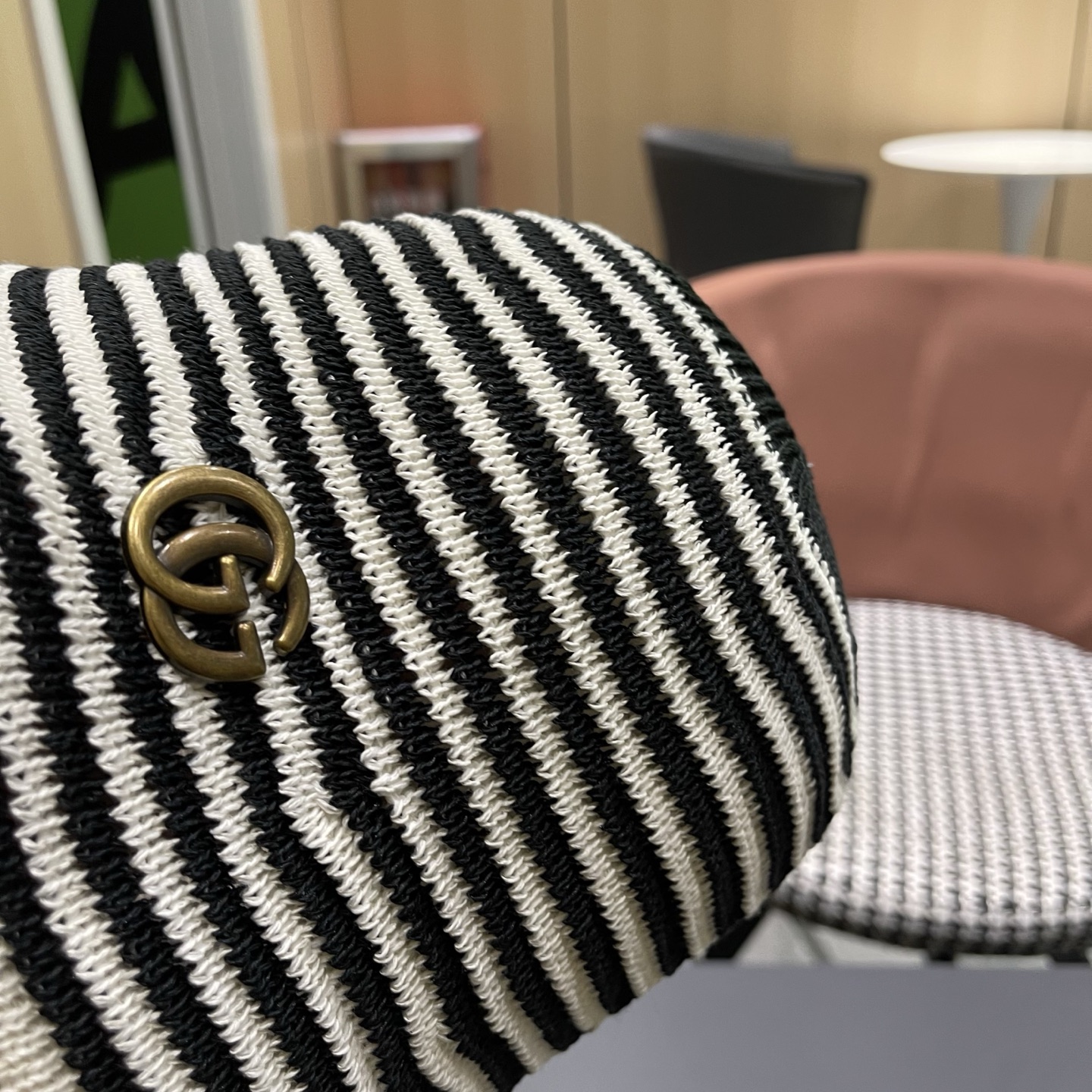 Gucci 古驰春夏新款条纹拼色针织水桶帽子女可折叠百搭素颜渔夫帽显脸小盆帽