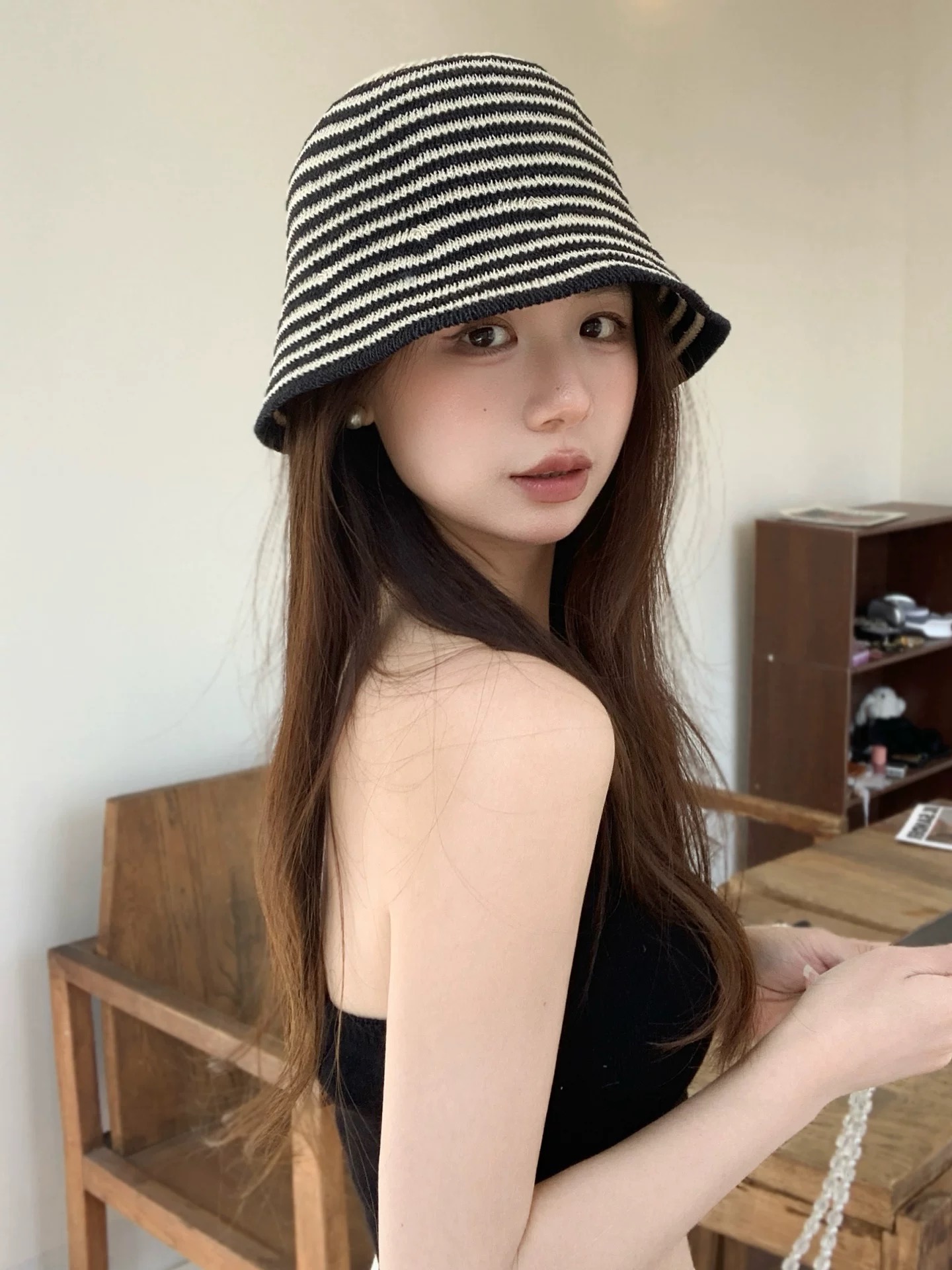 Gucci 古驰春夏新款条纹拼色针织水桶帽子女可折叠百搭素颜渔夫帽显脸小盆帽