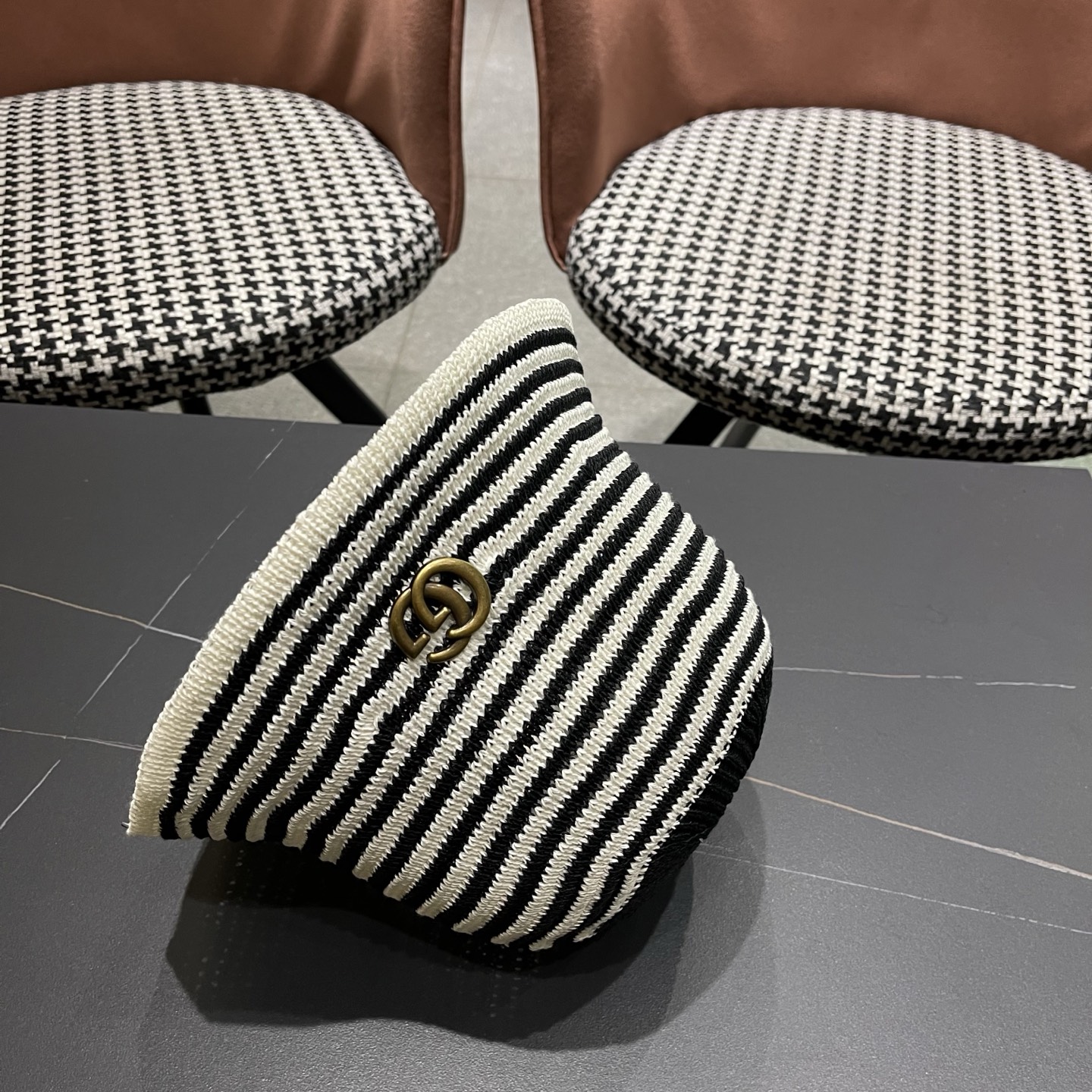 Gucci 古驰春夏新款条纹拼色针织水桶帽子女可折叠百搭素颜渔夫帽显脸小盆帽