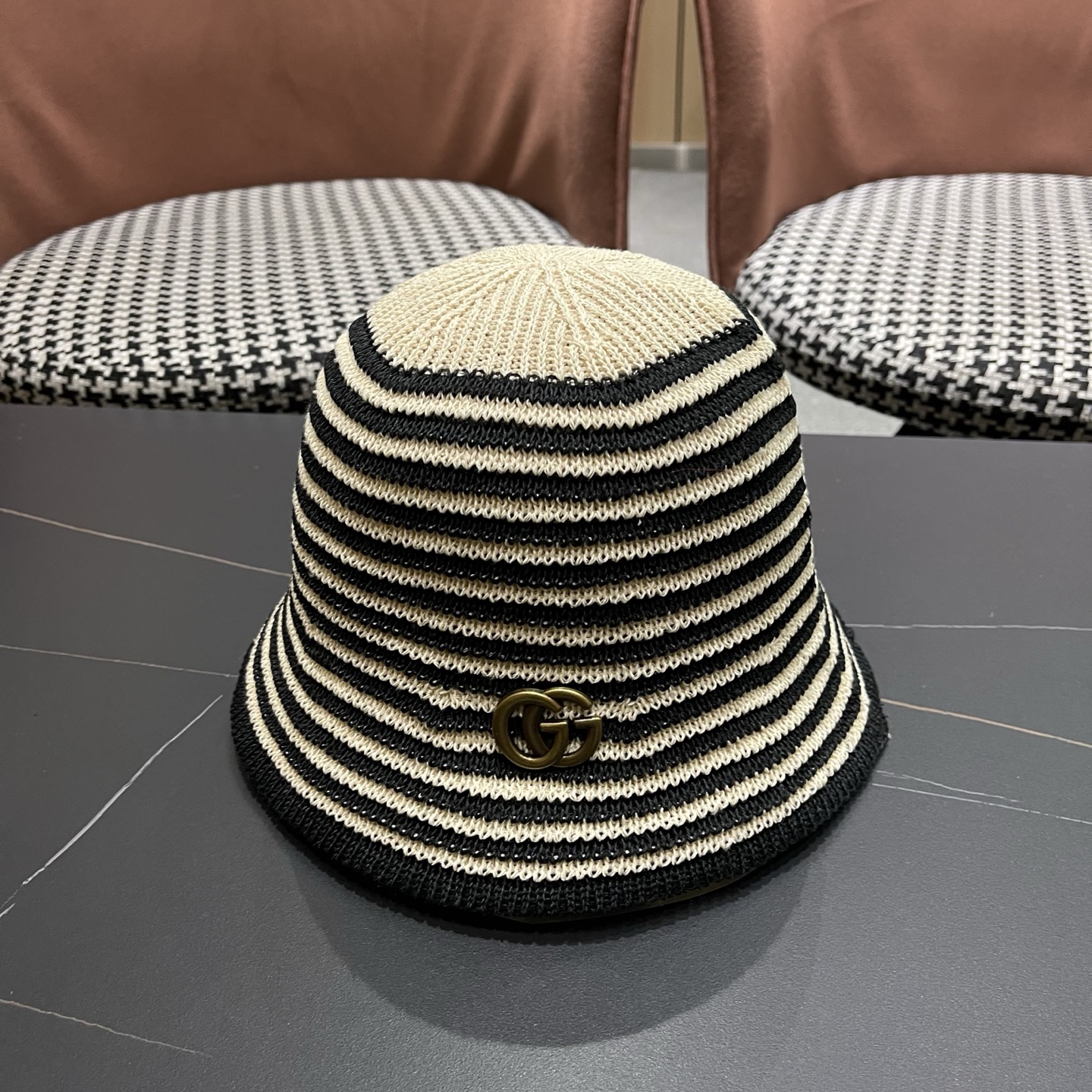 Gucci 古驰春夏新款条纹拼色针织水桶帽子女可折叠百搭素颜渔夫帽显脸小盆帽