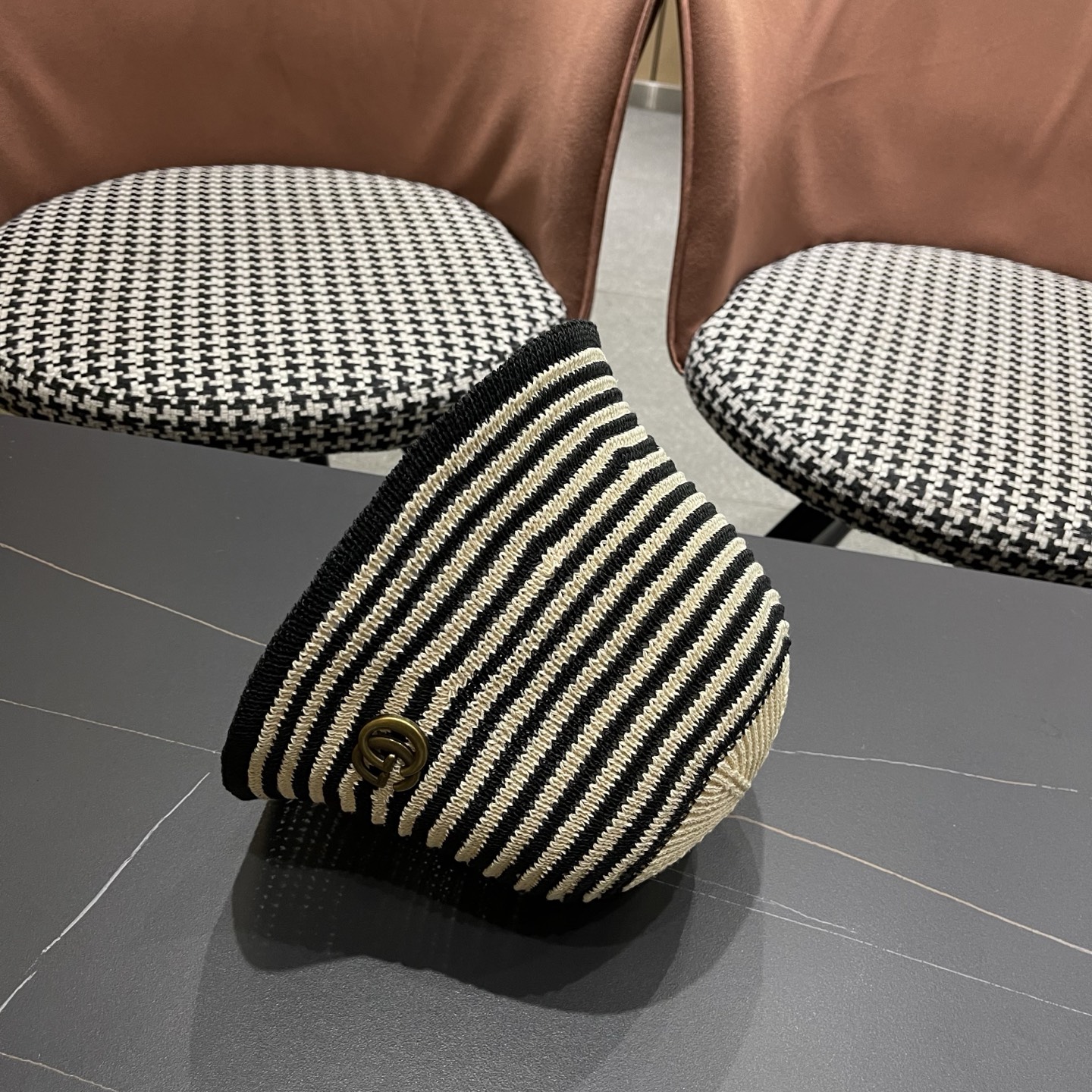 Gucci 古驰春夏新款条纹拼色针织水桶帽子女可折叠百搭素颜渔夫帽显脸小盆帽