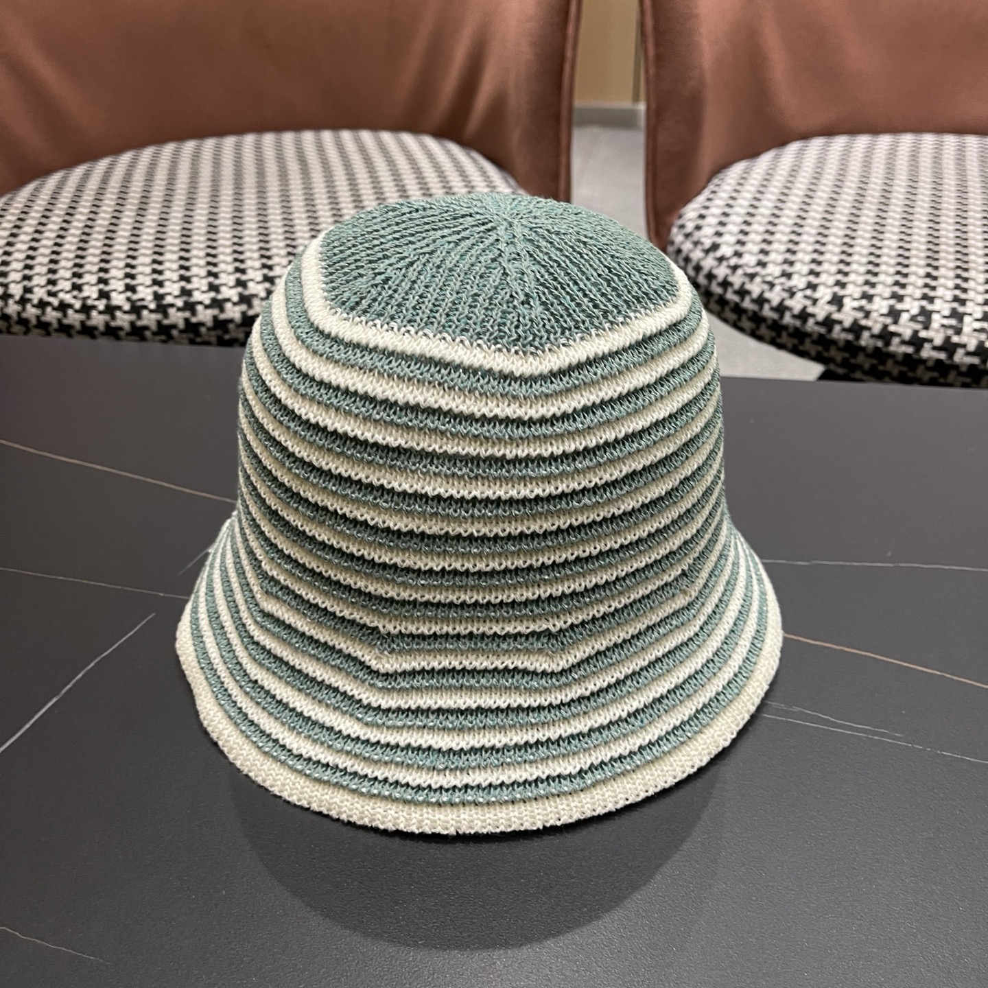 Gucci 古驰春夏新款条纹拼色针织水桶帽子女可折叠百搭素颜渔夫帽显脸小盆帽
