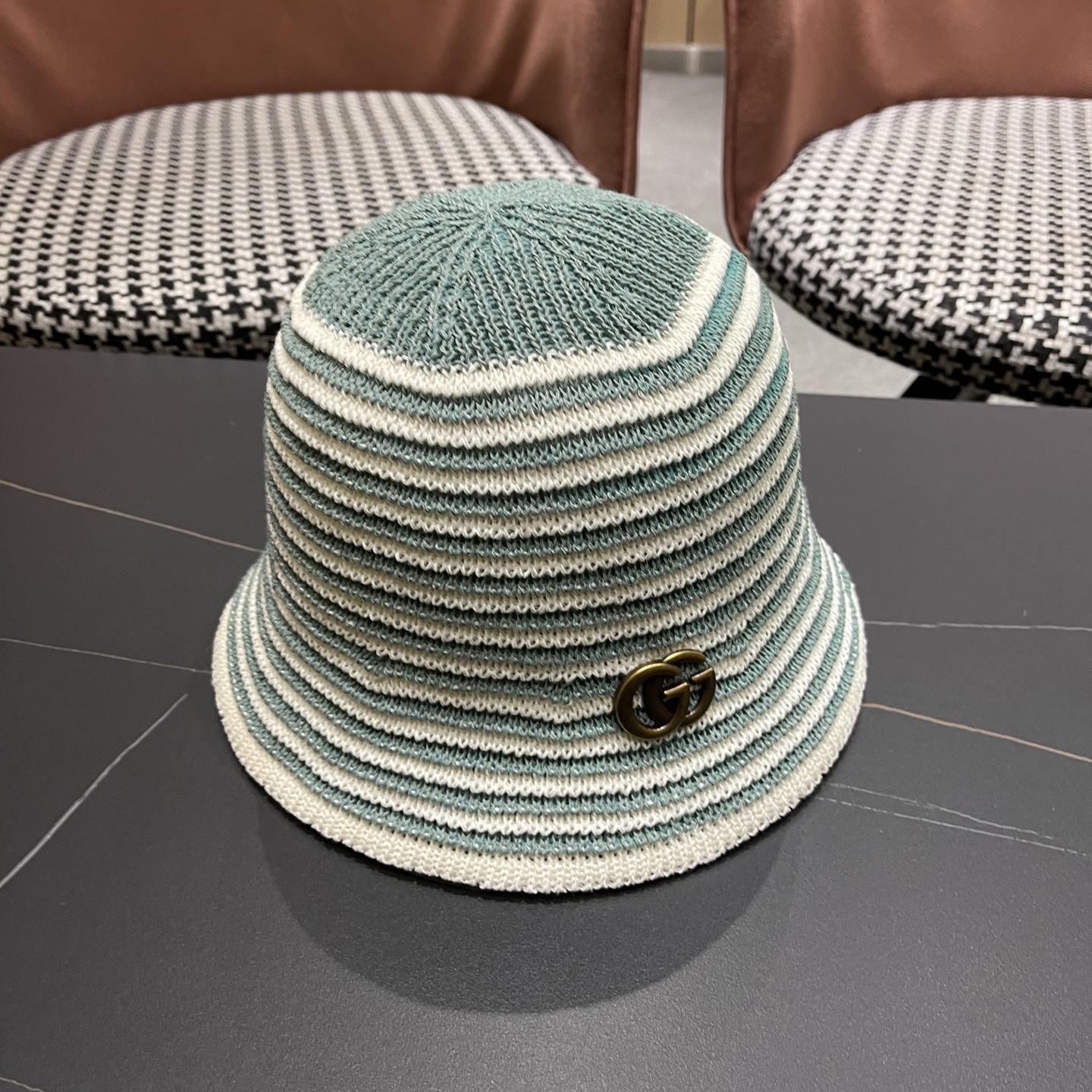 Gucci 古驰春夏新款条纹拼色针织水桶帽子女可折叠百搭素颜渔夫帽显脸小盆帽