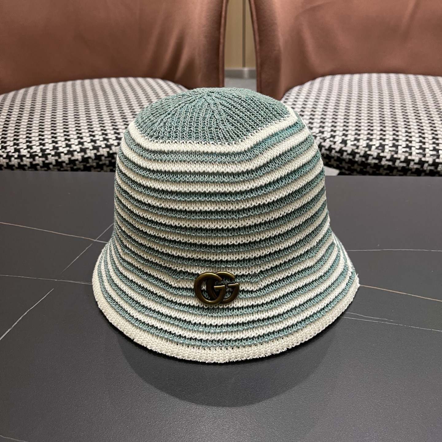 Gucci 古驰春夏新款条纹拼色针织水桶帽子女可折叠百搭素颜渔夫帽显脸小盆帽