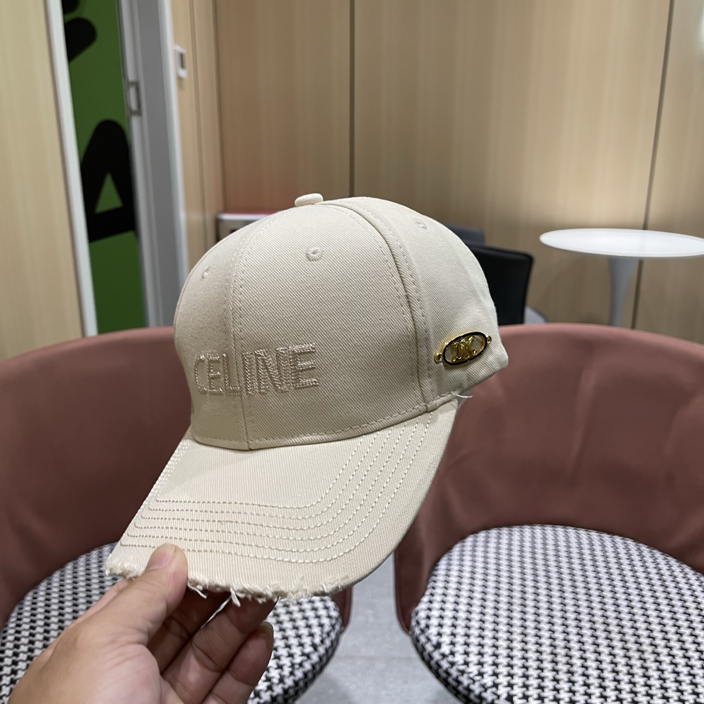 【CELINE赛琳】新款原单经典休闲潮流款 棒球帽日韩风格，随便搭配都超好看！出门旅游，绝对要入手的一款