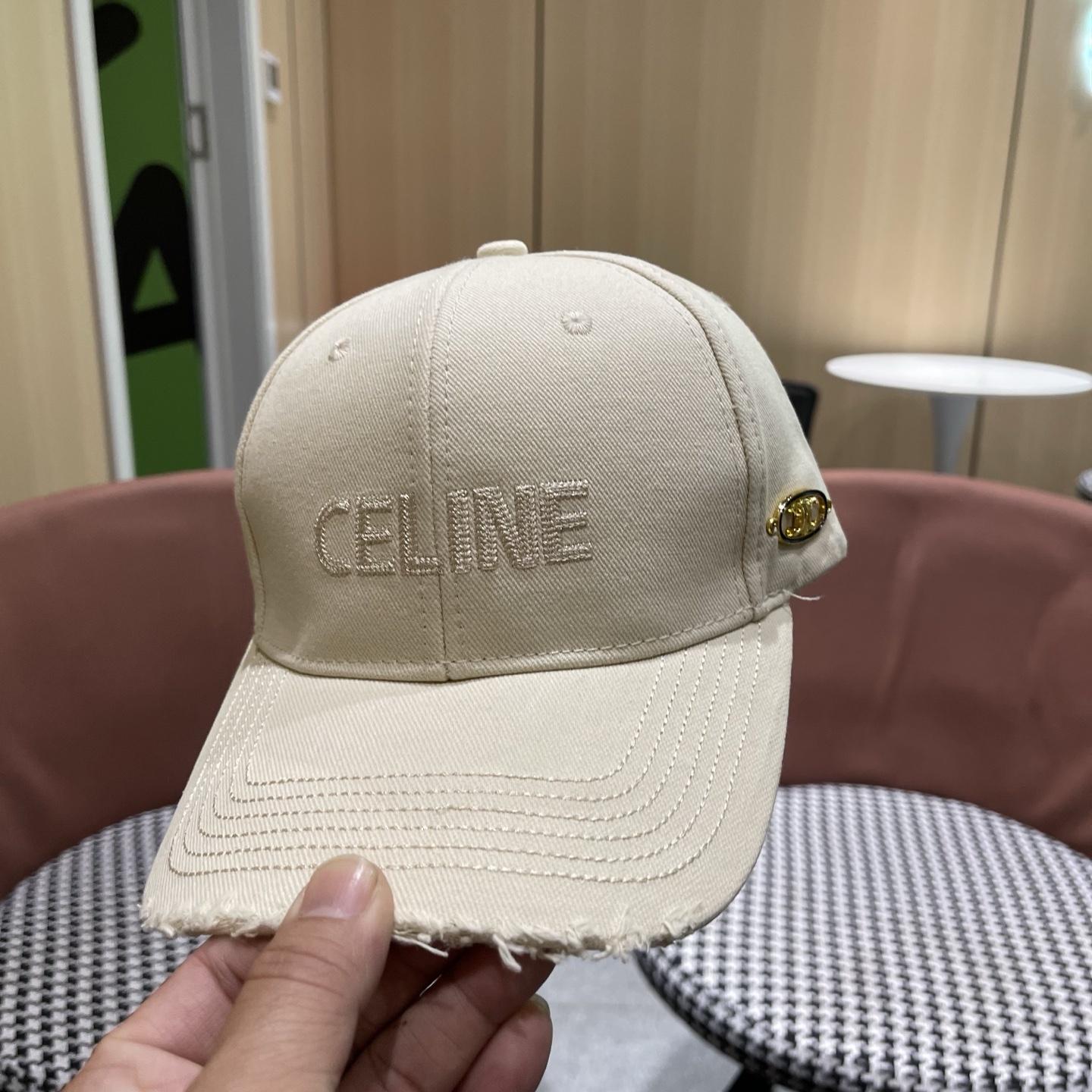 【CELINE赛琳】新款原单经典休闲潮流款 棒球帽日韩风格，随便搭配都超好看！出门旅游，绝对要入手的一款