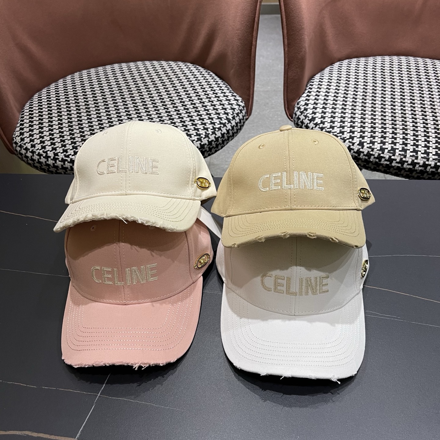 【CELINE赛琳】新款原单经典休闲潮流款 棒球帽日韩风格，随便搭配都超好看！出门旅游，绝对要入手的一款