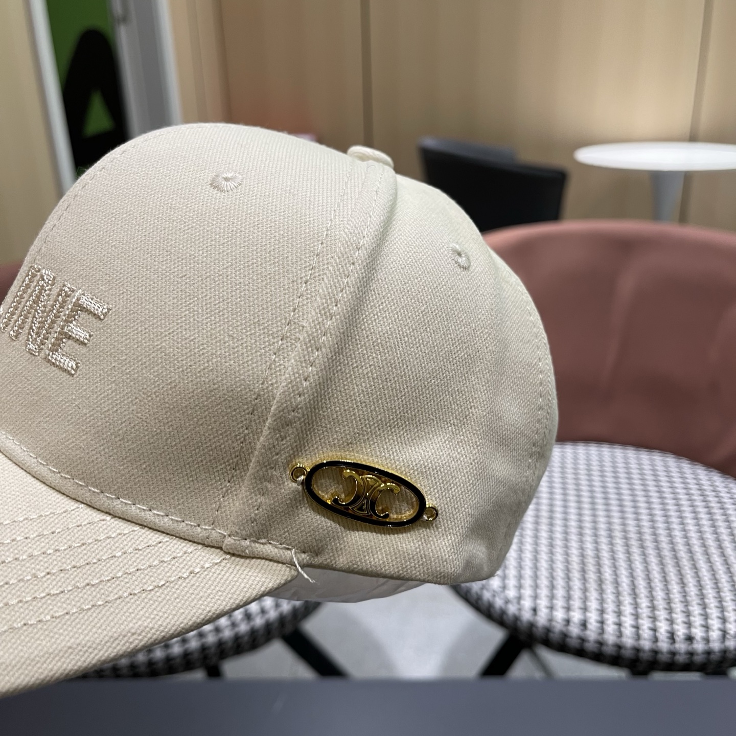 【CELINE赛琳】新款原单经典休闲潮流款 棒球帽日韩风格，随便搭配都超好看！出门旅游，绝对要入手的一款