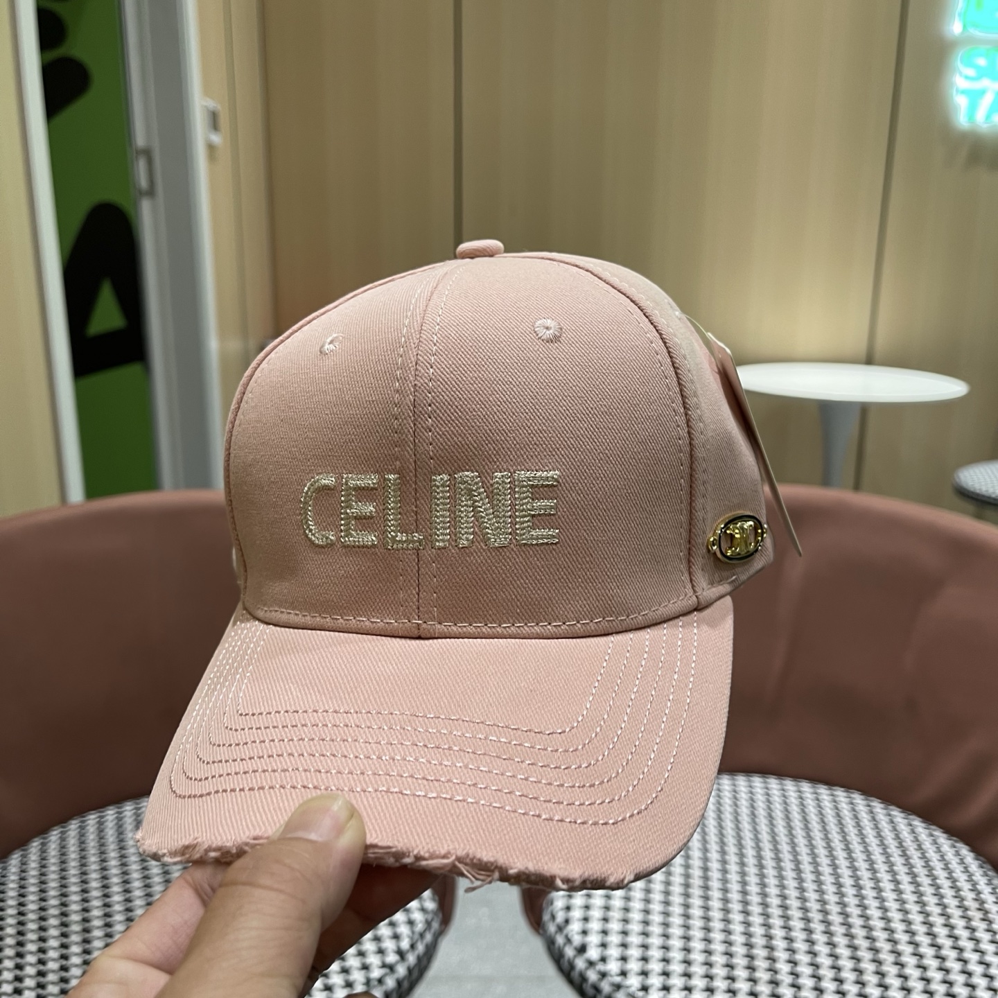 【CELINE赛琳】新款原单经典休闲潮流款 棒球帽日韩风格，随便搭配都超好看！出门旅游，绝对要入手的一款