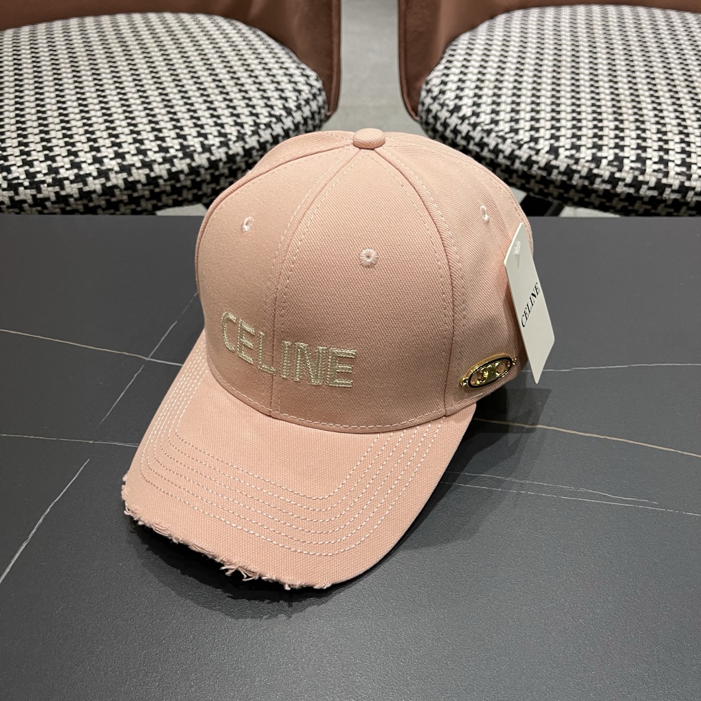 【CELINE赛琳】新款原单经典休闲潮流款 棒球帽日韩风格，随便搭配都超好看！出门旅游，绝对要入手的一款