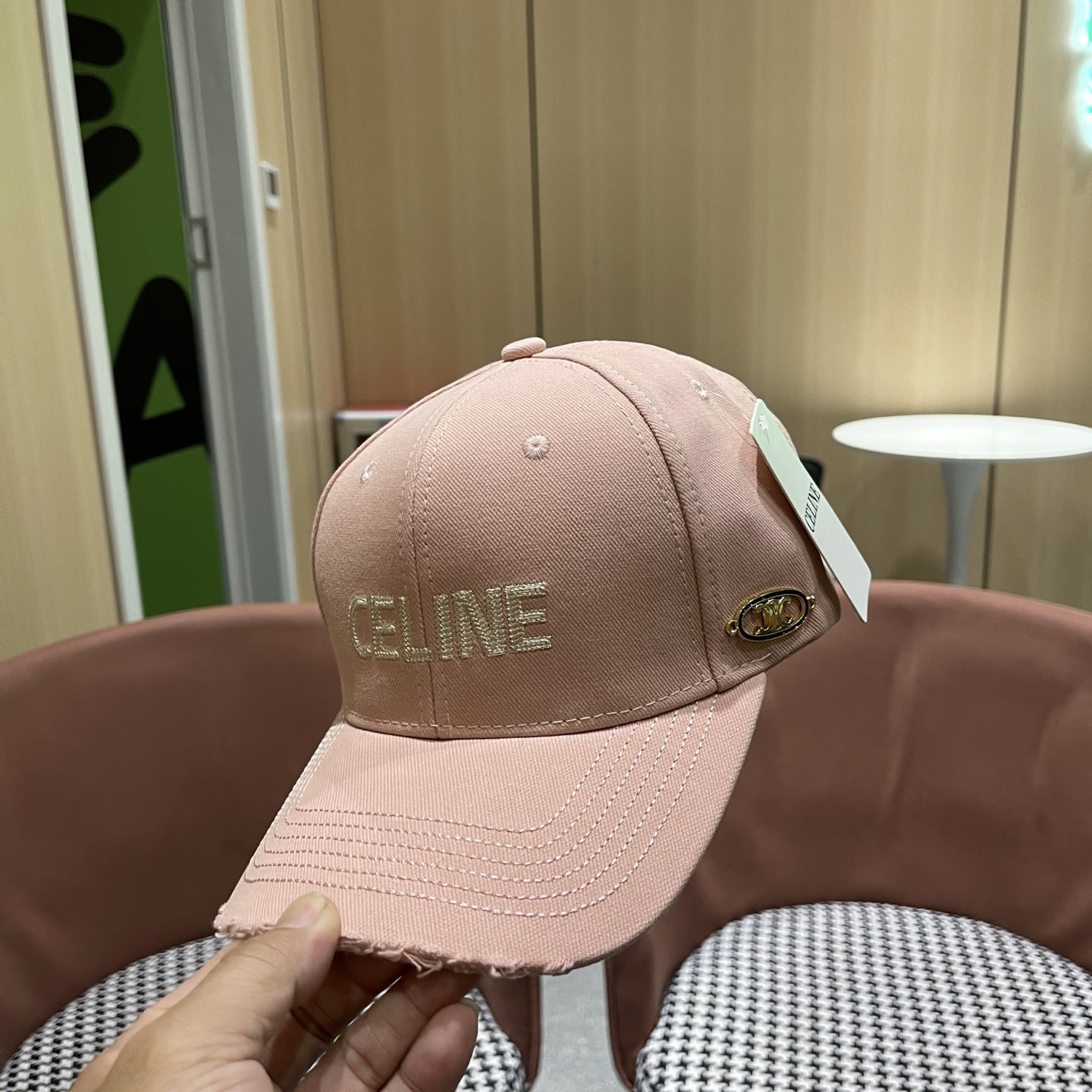 【CELINE赛琳】新款原单经典休闲潮流款 棒球帽日韩风格，随便搭配都超好看！出门旅游，绝对要入手的一款