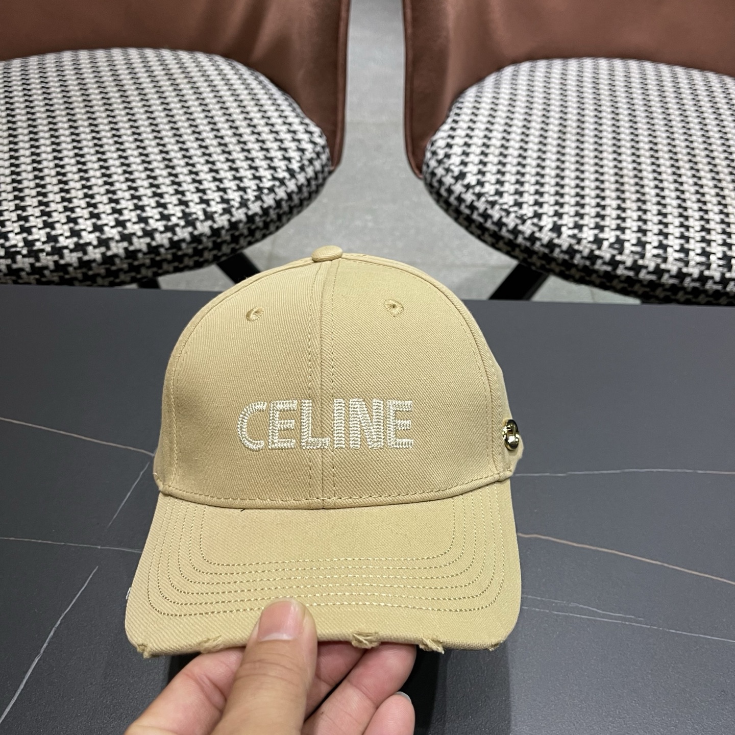 【CELINE赛琳】新款原单经典休闲潮流款 棒球帽日韩风格，随便搭配都超好看！出门旅游，绝对要入手的一款