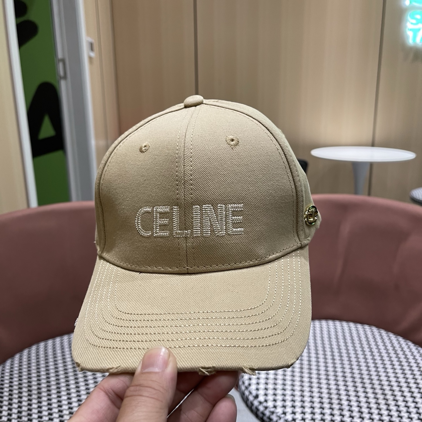 【CELINE赛琳】新款原单经典休闲潮流款 棒球帽日韩风格，随便搭配都超好看！出门旅游，绝对要入手的一款