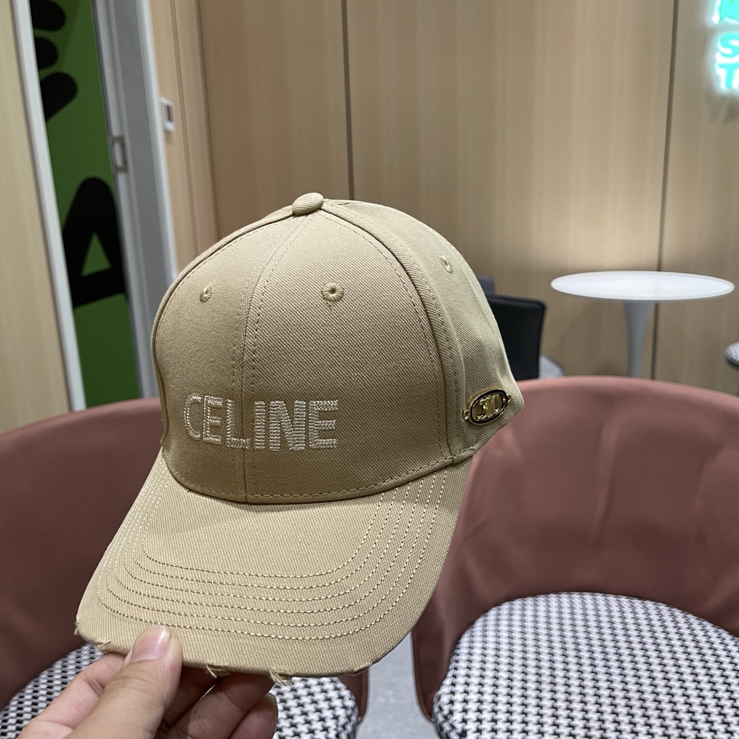 【CELINE赛琳】新款原单经典休闲潮流款 棒球帽日韩风格，随便搭配都超好看！出门旅游，绝对要入手的一款