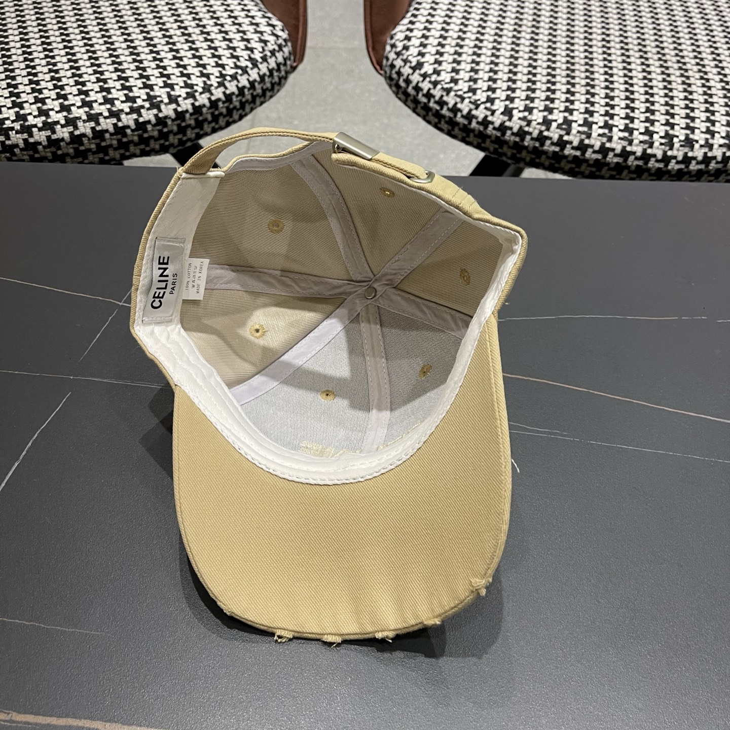 【CELINE赛琳】新款原单经典休闲潮流款 棒球帽日韩风格，随便搭配都超好看！出门旅游，绝对要入手的一款