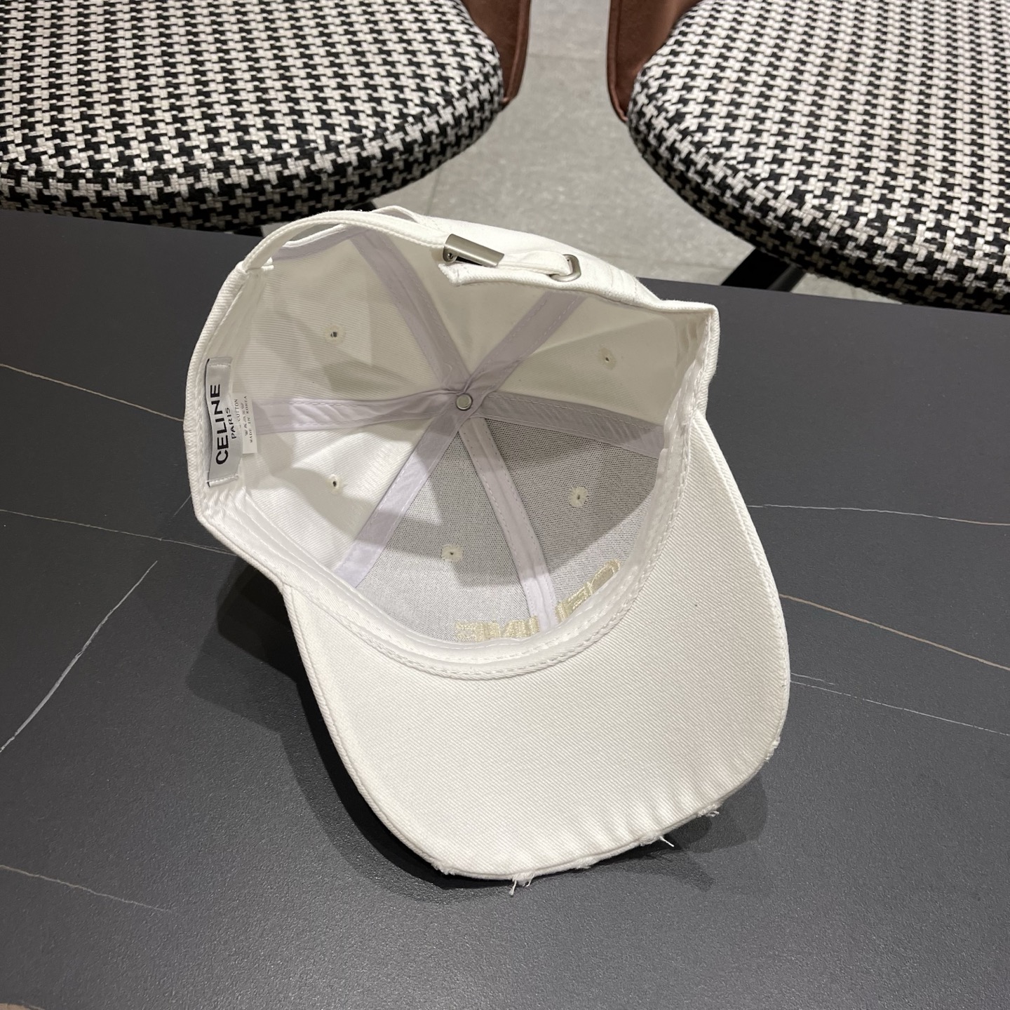 【CELINE赛琳】新款原单经典休闲潮流款 棒球帽日韩风格，随便搭配都超好看！出门旅游，绝对要入手的一款
