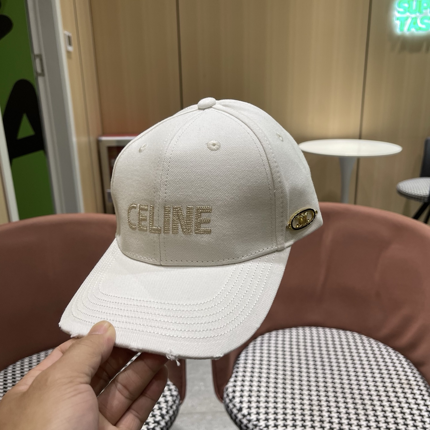 【CELINE赛琳】新款原单经典休闲潮流款 棒球帽日韩风格，随便搭配都超好看！出门旅游，绝对要入手的一款