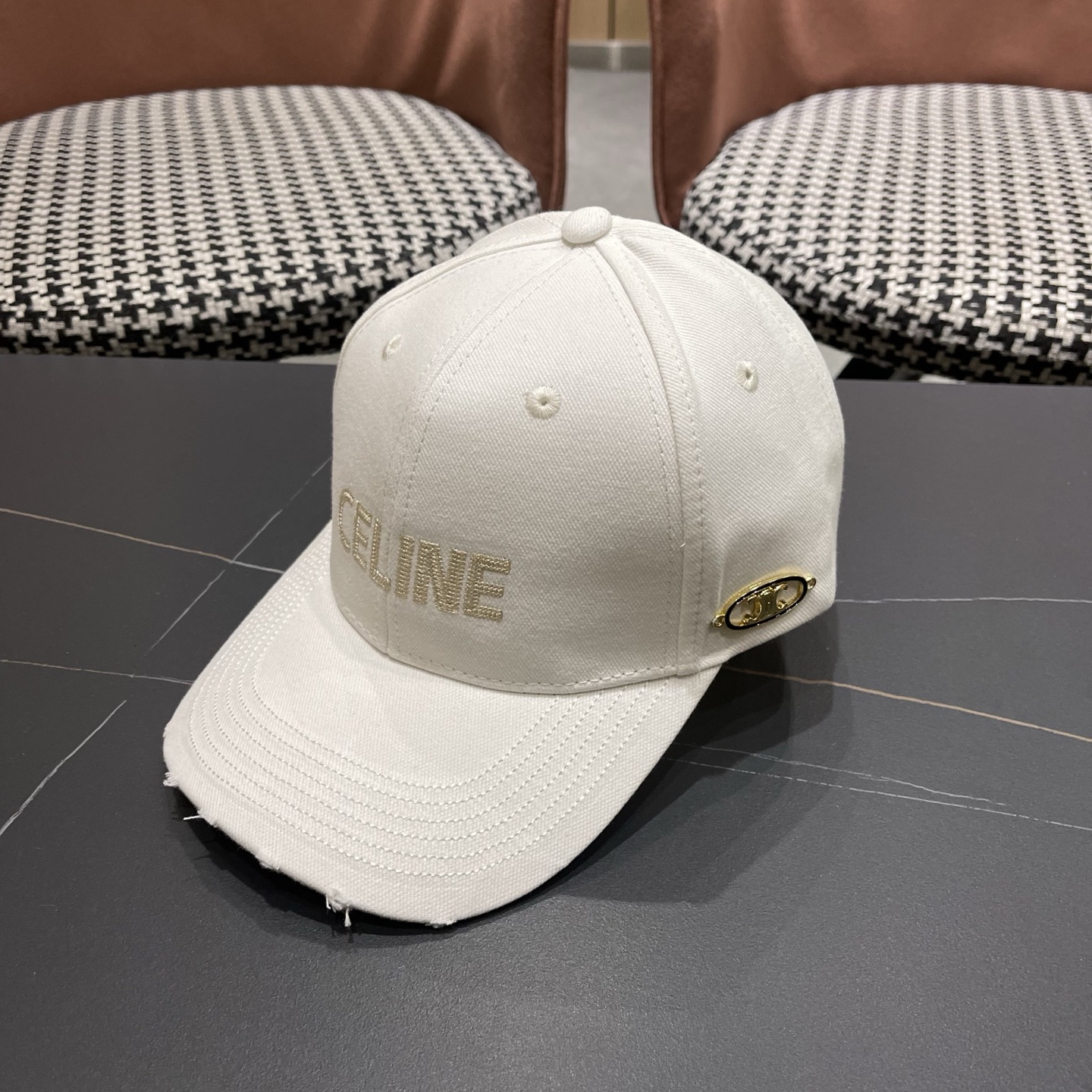 【CELINE赛琳】新款原单经典休闲潮流款 棒球帽日韩风格，随便搭配都超好看！出门旅游，绝对要入手的一款