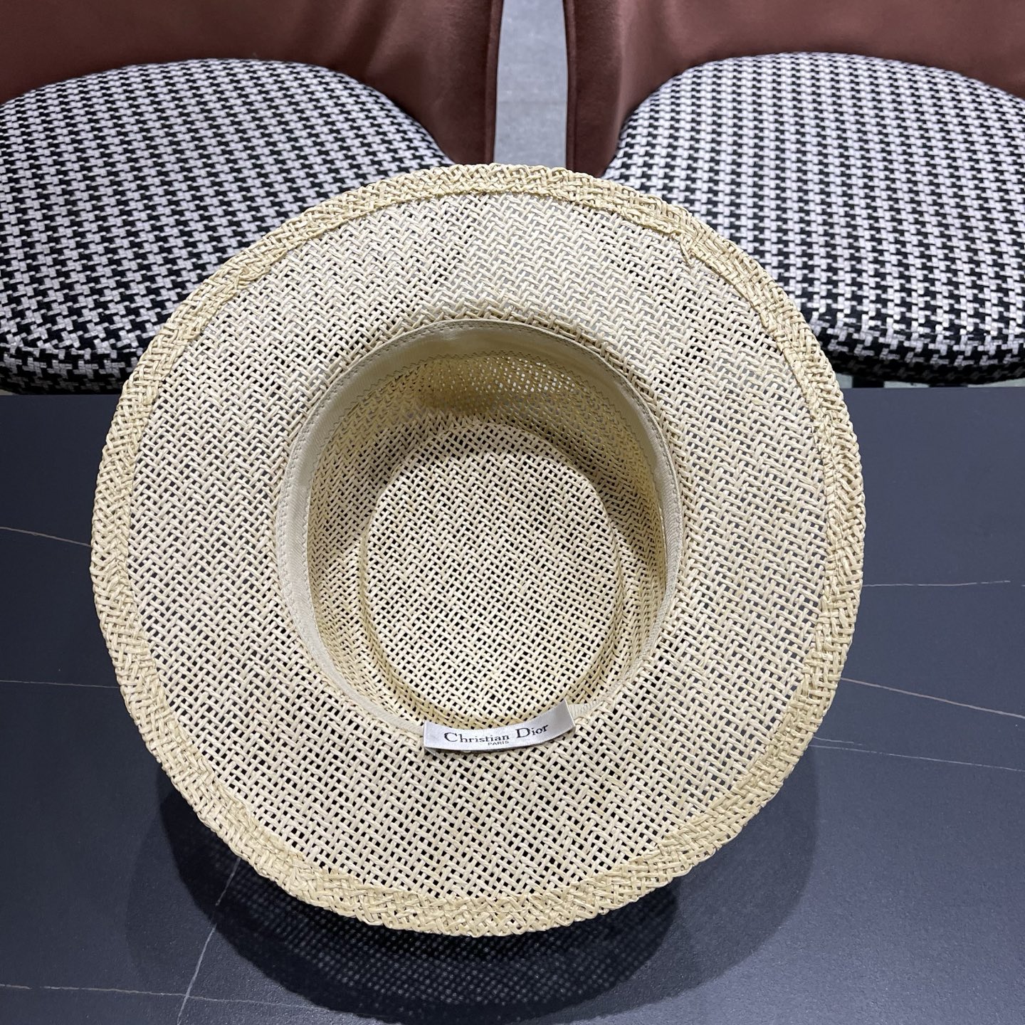 迪奥Dior 法式缕空透气草帽女士夏季平檐礼帽海边度假防晒帽户外出游遮阳帽