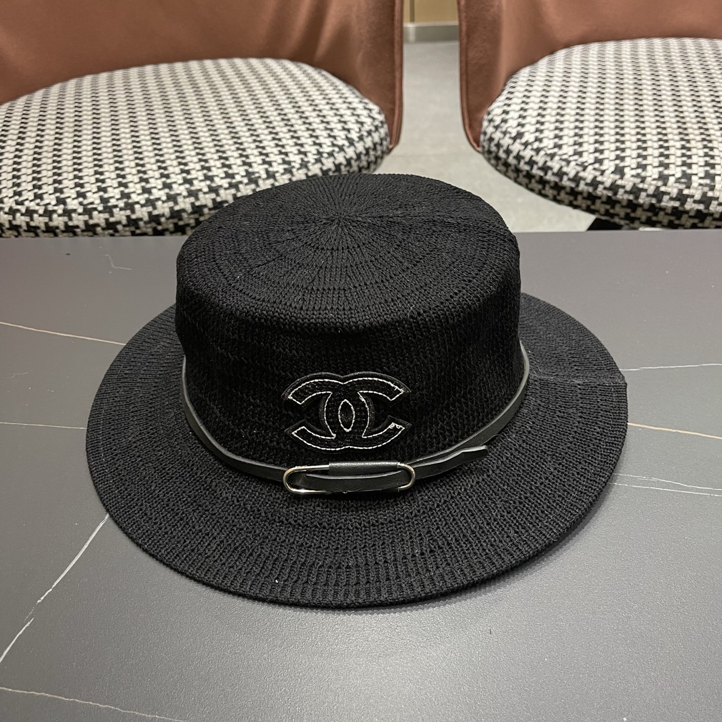 NO:764489,Chanel CHANEL flat top hat straw hat for women summer seaside beach vacation breathable sun hat hat straw hat fisherman hat baseball cap, hat, chanel, chanel, espadrilles, hats19860909香奈儿CHANEL 平顶礼帽草帽女夏季海边沙滩度假透气遮阳太阳帽 帽子草帽渔夫帽棒球帽,帽子,chanel,chanel,espadrilles,hats,hat