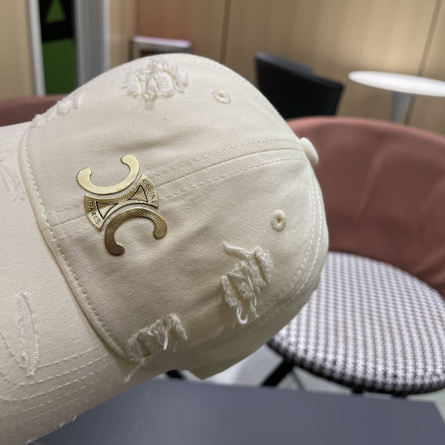 【CELINE赛琳】新款经典休闲潮流款 棒球帽日韩风格，随便搭配都超好看！
