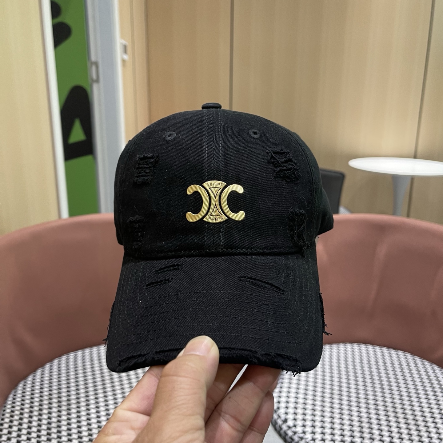 【CELINE赛琳】新款经典休闲潮流款 棒球帽日韩风格，随便搭配都超好看！