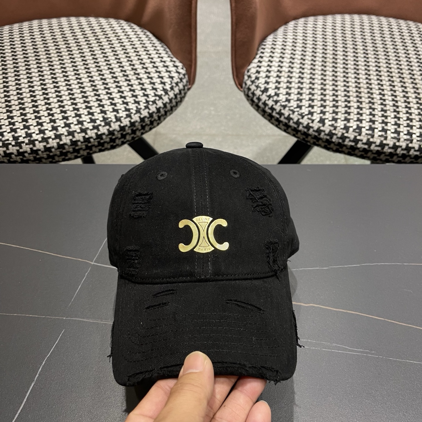 【CELINE赛琳】新款经典休闲潮流款 棒球帽日韩风格，随便搭配都超好看！
