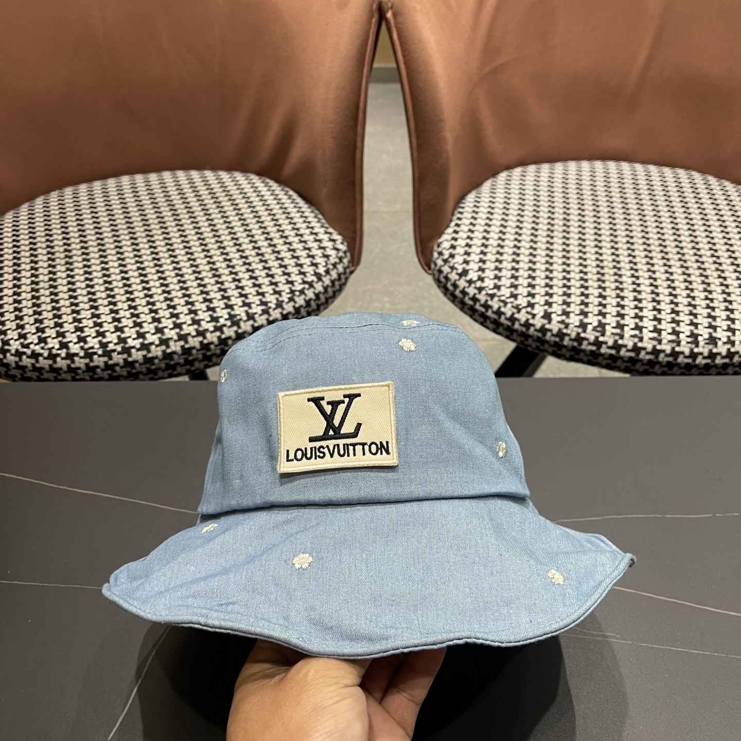 LV路易威登 春夏天渔夫帽女防晒青年宽檐遮阳帽韩版小花刺绣后镂空休闲帽
